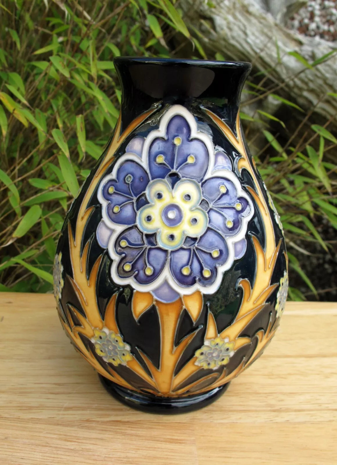 Moorcroft Exquisite FLORIAN DAISY Vase 7/5 Retail Price £500 Nicola Slaney