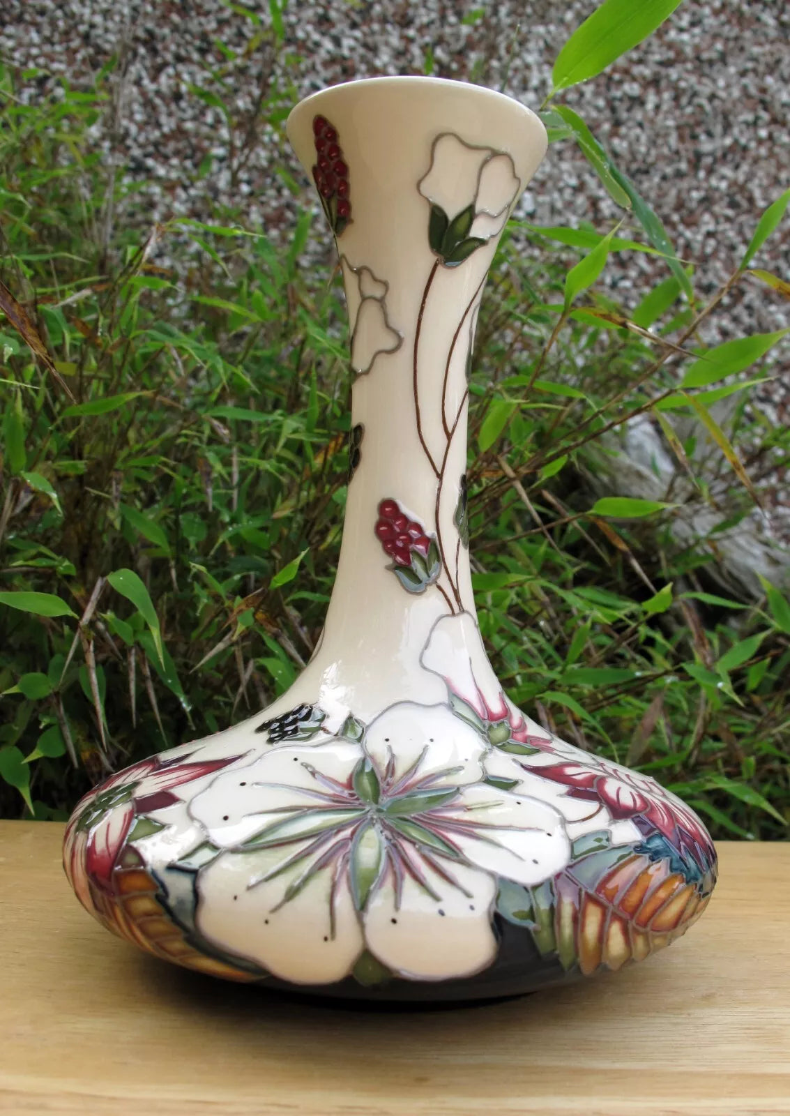 Moorcroft BRAMBLE REVISITED Vase shape 104/6 Retail Price £300 Alicia Amison