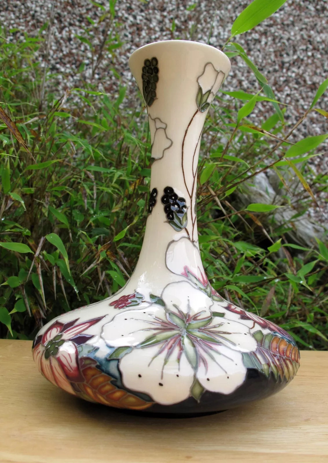 Moorcroft BRAMBLE REVISITED Vase shape 104/6 Retail Price £300 Alicia Amison