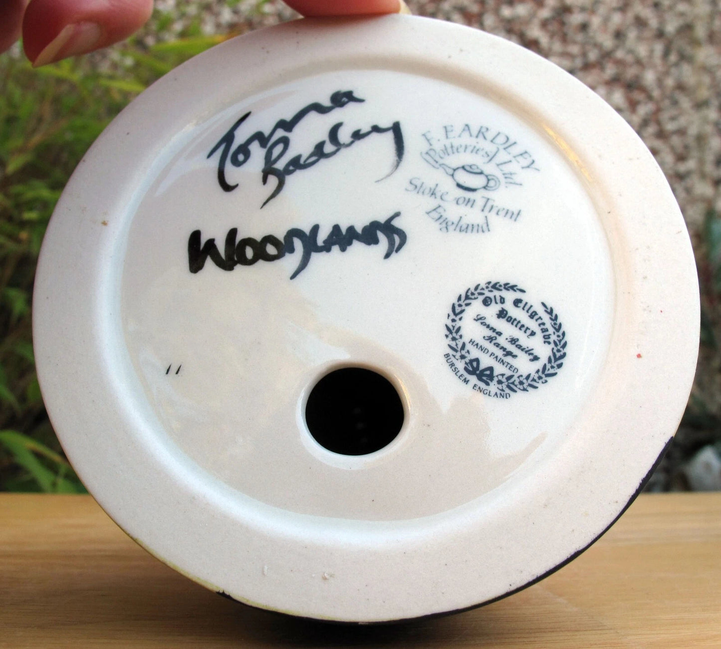 Lorna Bailey WOODLANDS ROUND BASED Sugar Sifter Shaker 2000 Commission F.Eardley