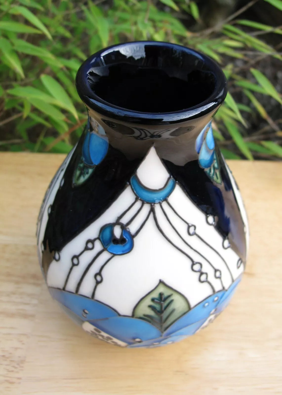 Moorcroft RENNIE ROSE BLUE Vase 7/5 Trial 29.11.19 Retail Price £375 Mackintosh