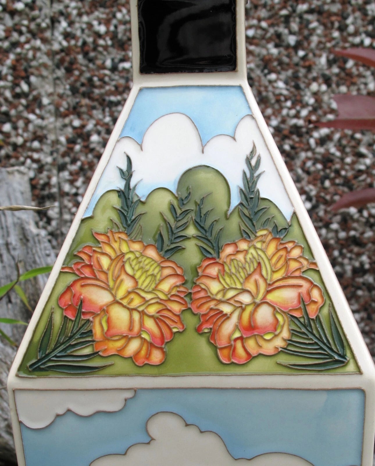 Moorcroft Rare OAST HOUSES Limited Edition 10/10 Vase 96/16 Retail Price £2915