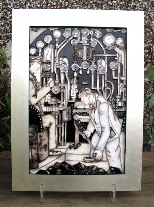 Moorcroft VERY RARE THE STOKER B & W Plaque PLQ2 Trial 11.6.24 Retail Price £870