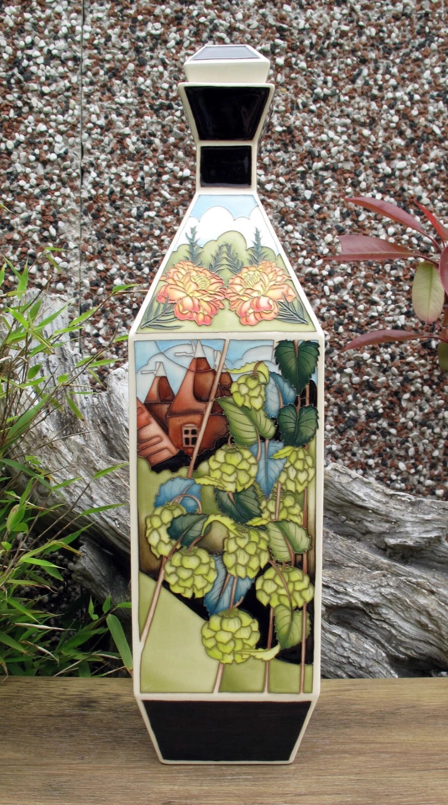 Moorcroft Rare OAST HOUSES Limited Edition 10/10 Vase 96/16 Retail Price £2915