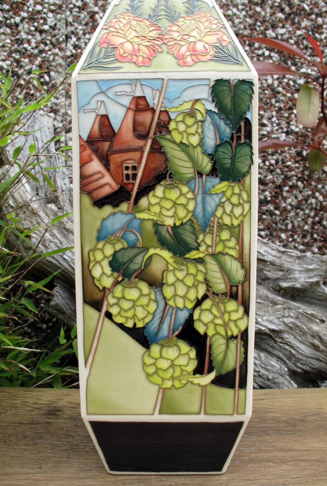 Moorcroft Rare OAST HOUSES Limited Edition 10/10 Vase 96/16 Retail Price £2915