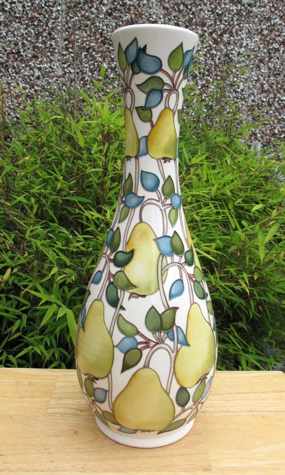 Moorcroft WILLIAM PEAR 82/16 vase Limited Edition 13/30 Retail Price £975 MORRIS