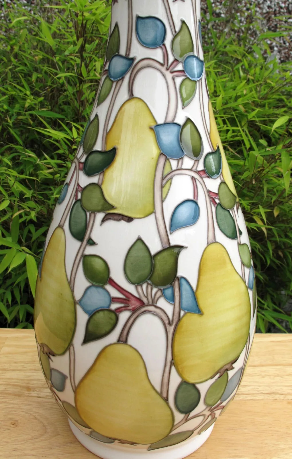 Moorcroft WILLIAM PEAR 82/16 vase Limited Edition 13/30 Retail Price £975 MORRIS