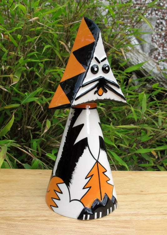 Lorna Bailey TRI 18th Collectors Club Piece April 2005 Sugar Shaker Sifter