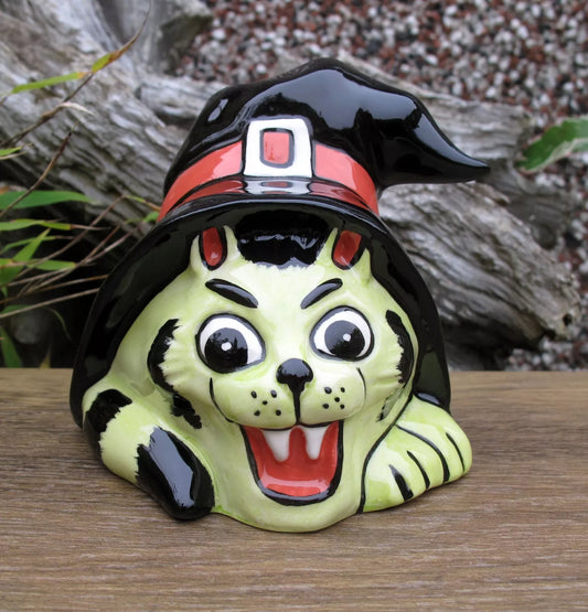 Lorna Bailey HELLO-WEEN CAT Sept 2003 ( Ref Catalogue 2 Book ) Halloween Witch