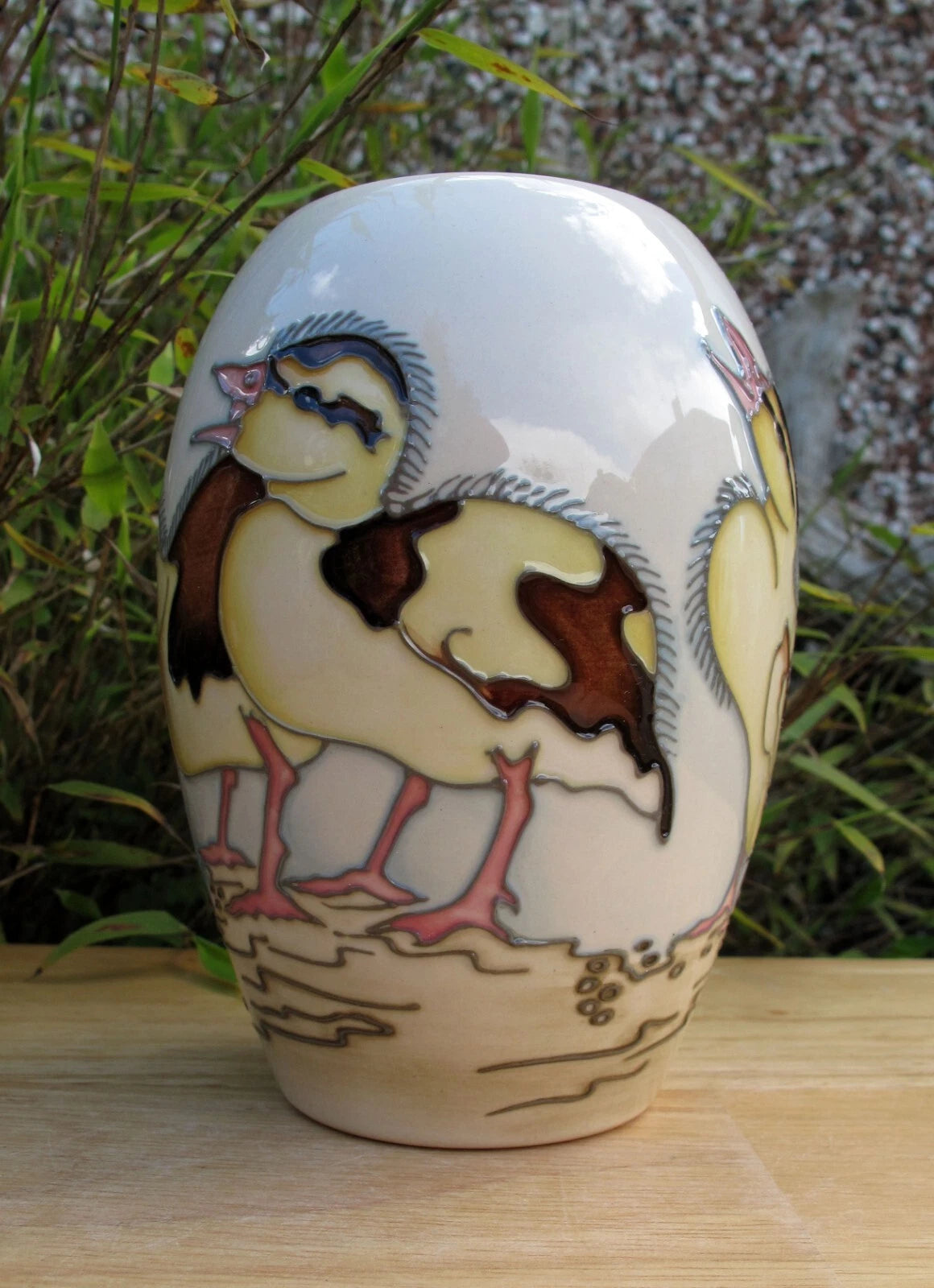 Moorcroft SPRING DUCKLINGS vase 102/5 Numbered Edition First Quality RRP £295