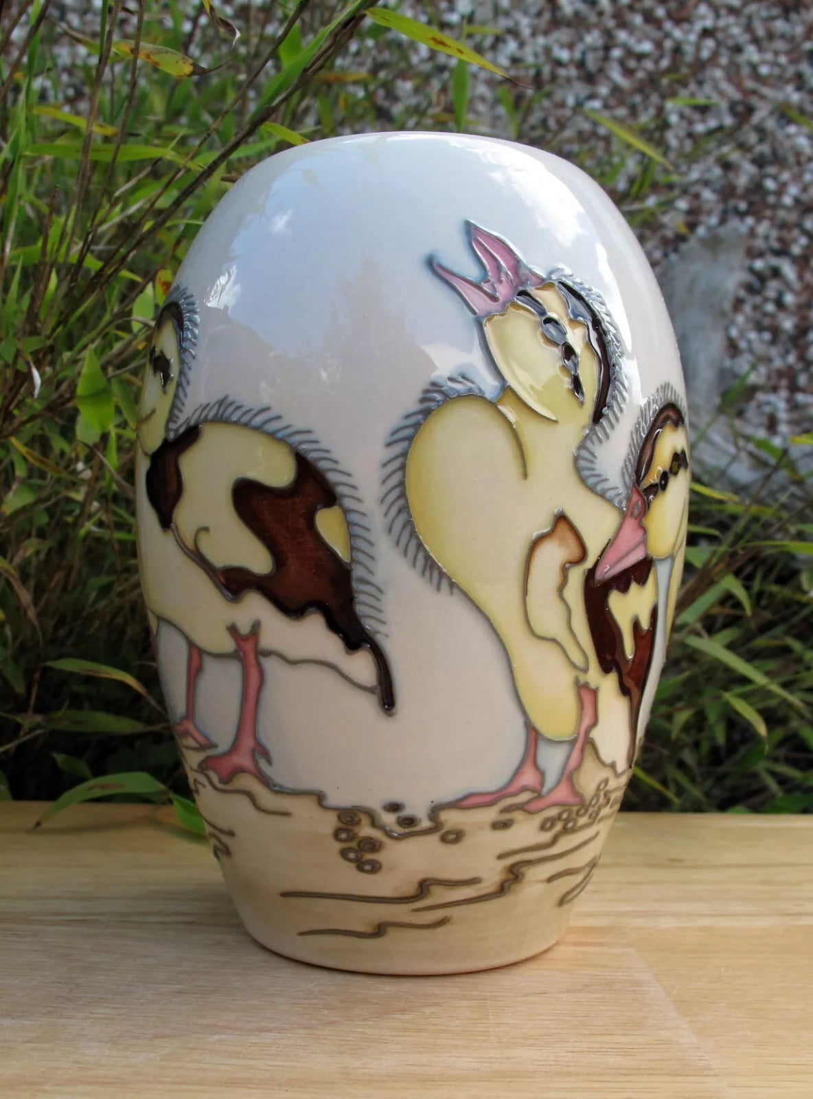 Moorcroft SPRING DUCKLINGS vase 102/5 Numbered Edition First Quality RRP £295