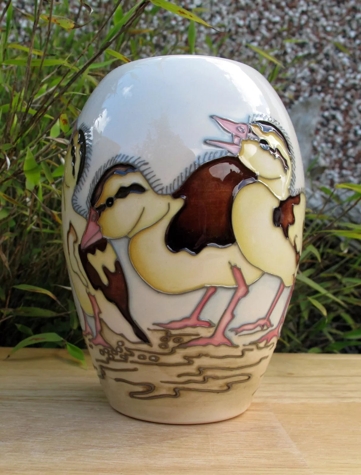 Moorcroft SPRING DUCKLINGS vase 102/5 Numbered Edition First Quality RRP £295