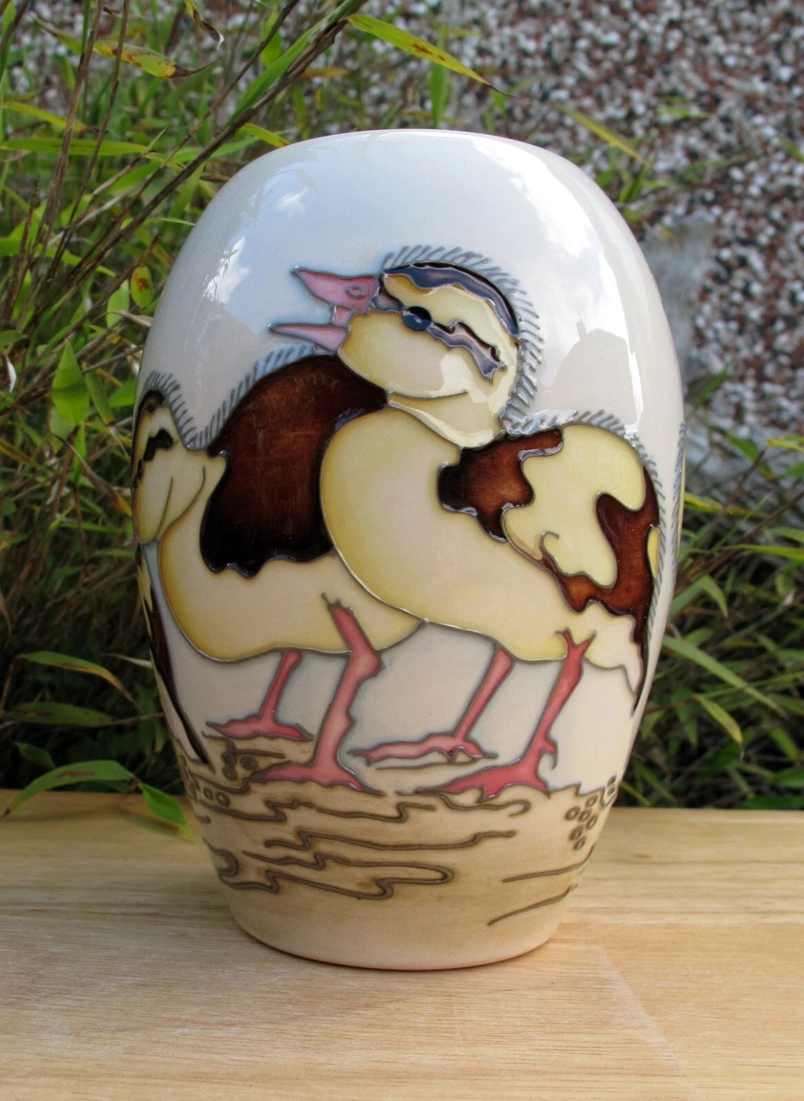 Moorcroft SPRING DUCKLINGS vase 102/5 Numbered Edition First Quality RRP £295