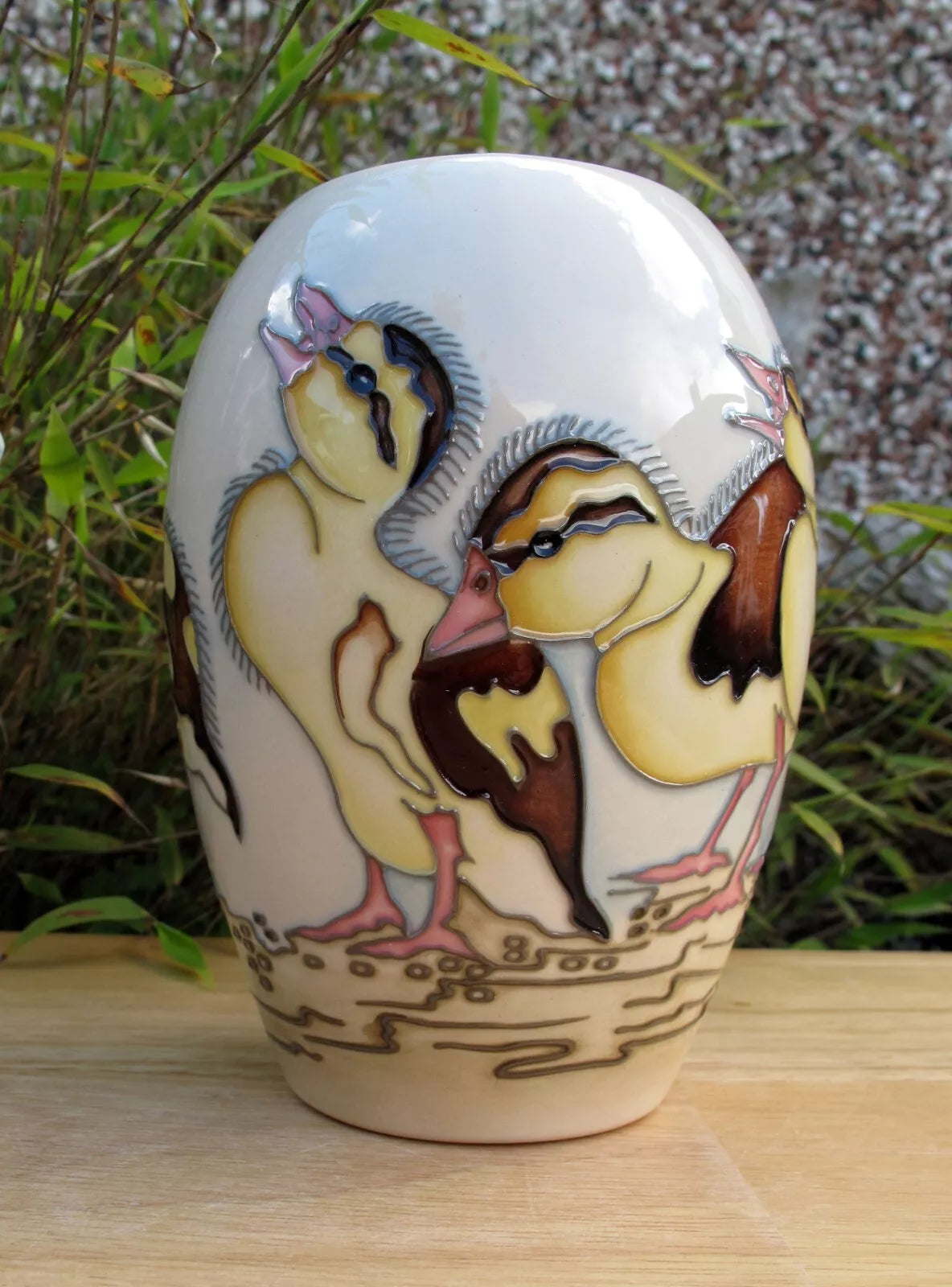 Moorcroft SPRING DUCKLINGS vase 102/5 Numbered Edition First Quality RRP £295
