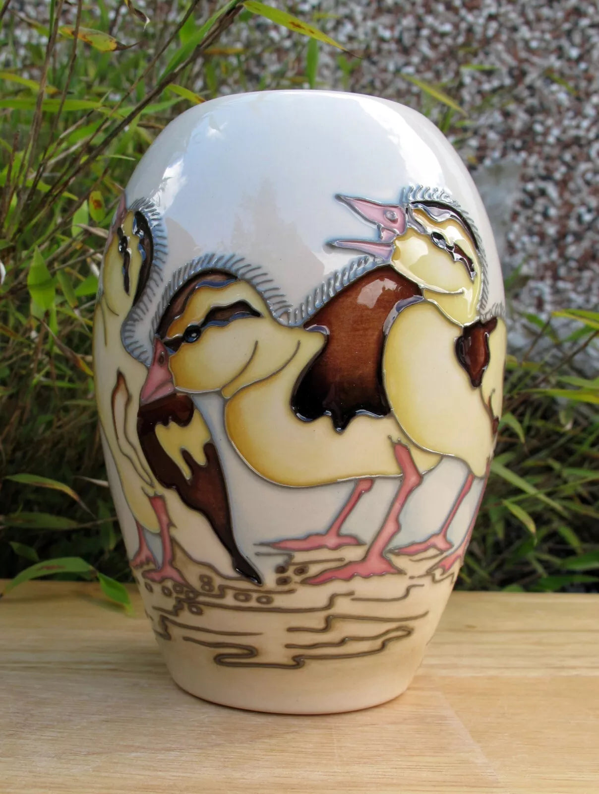 Moorcroft SPRING DUCKLINGS vase 102/5 Numbered Edition First Quality RRP £295