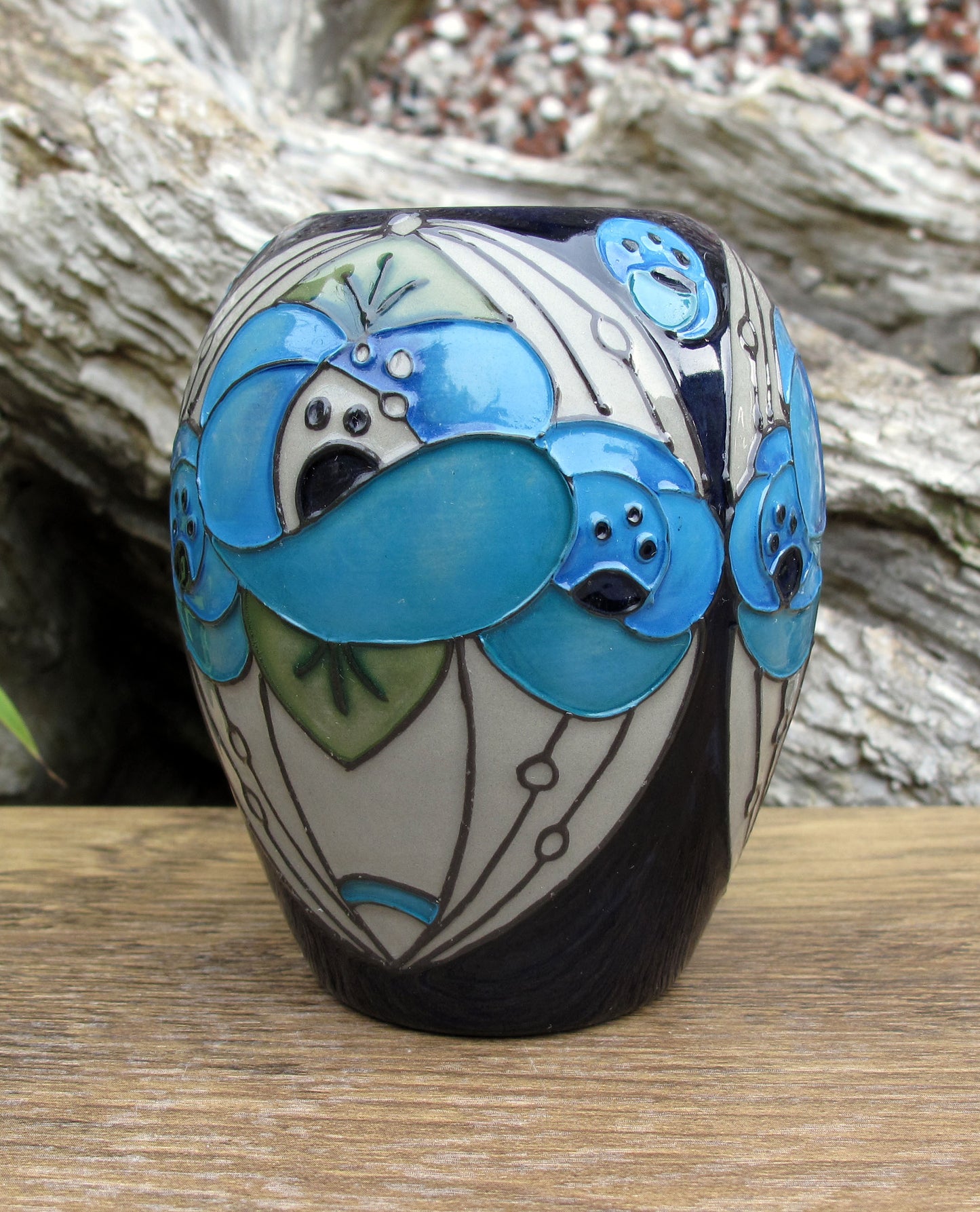 Moorcroft RENNIE ROSE BLUE Trial vase 102/3 RRP £225 Charles Rennie Mackintosh