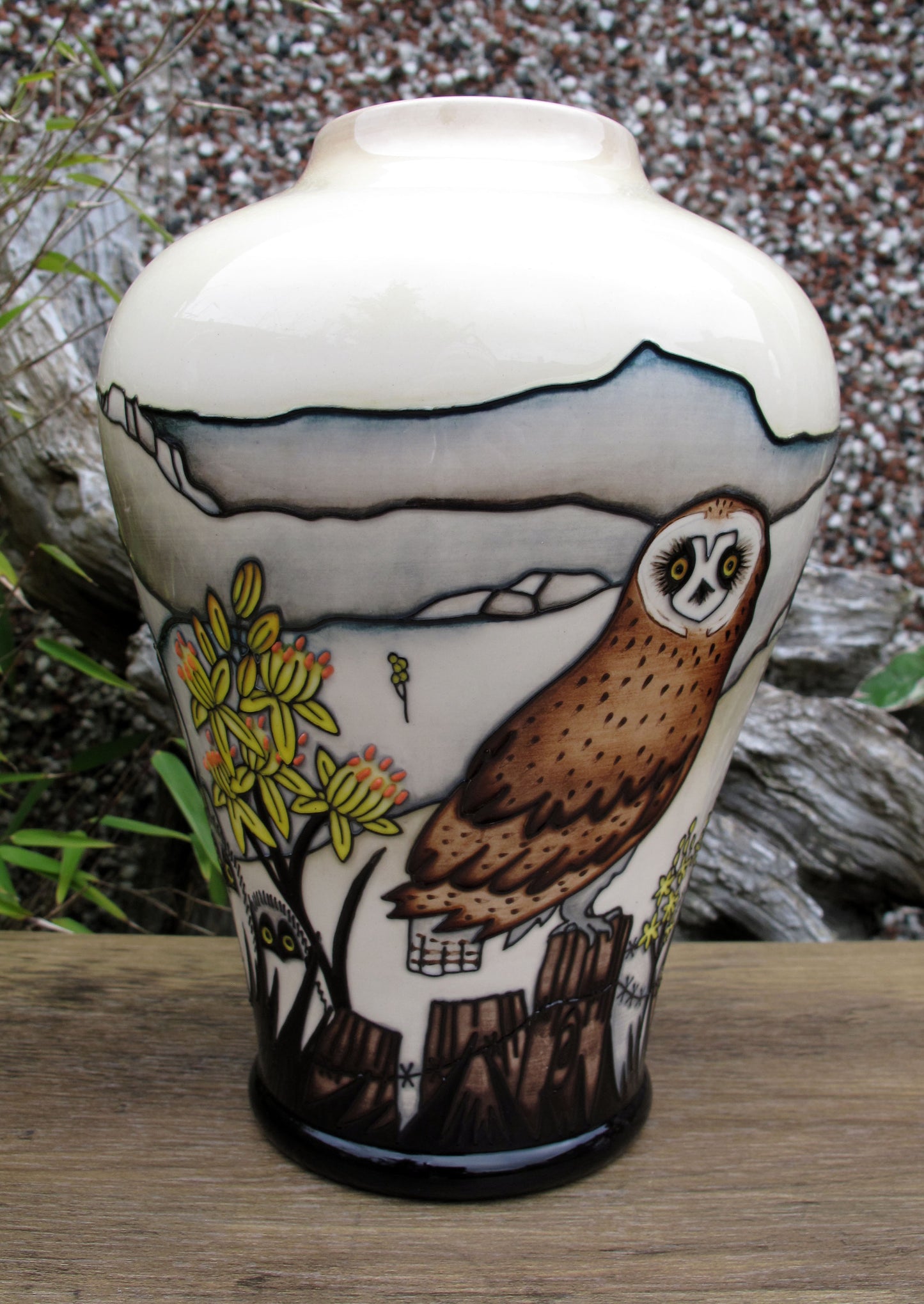 Moorcroft VERY RARE SHORT EARED OWL Vase 576/9 Trial 2.10.23 Retail Price £1545