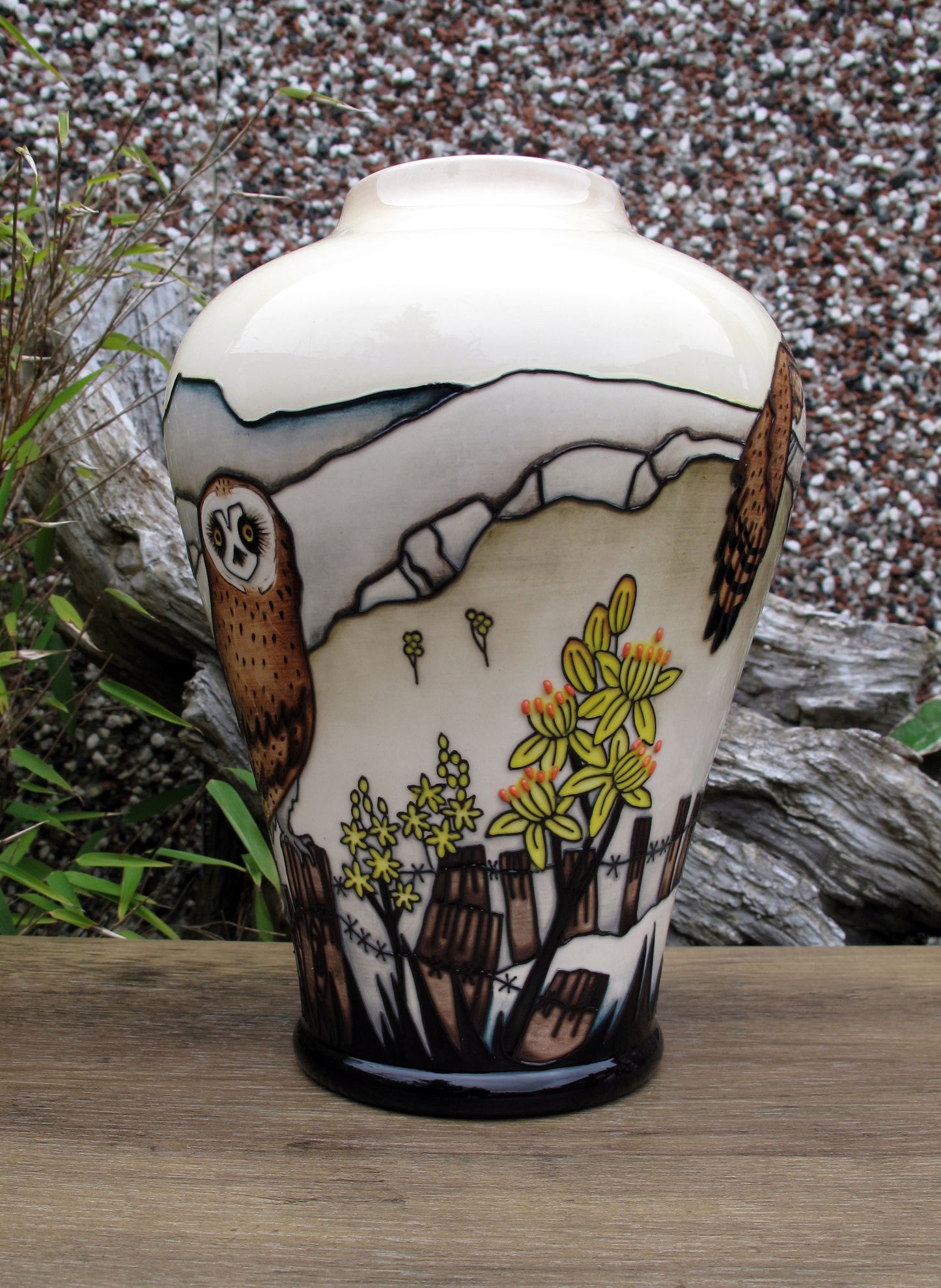 Moorcroft VERY RARE SHORT EARED OWL Vase 576/9 Trial 2.10.23 Retail Price £1545