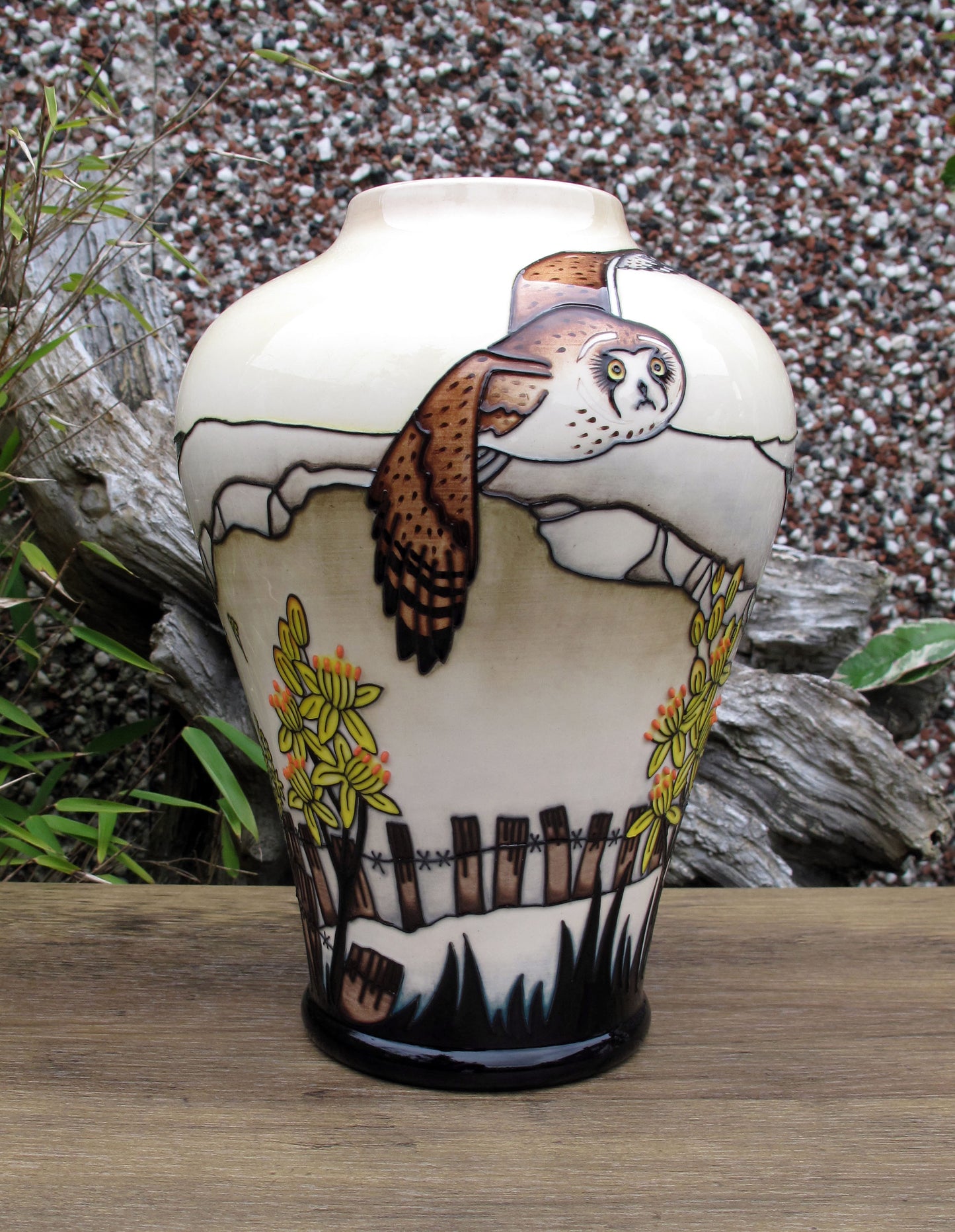 Moorcroft VERY RARE SHORT EARED OWL Vase 576/9 Trial 2.10.23 Retail Price £1545