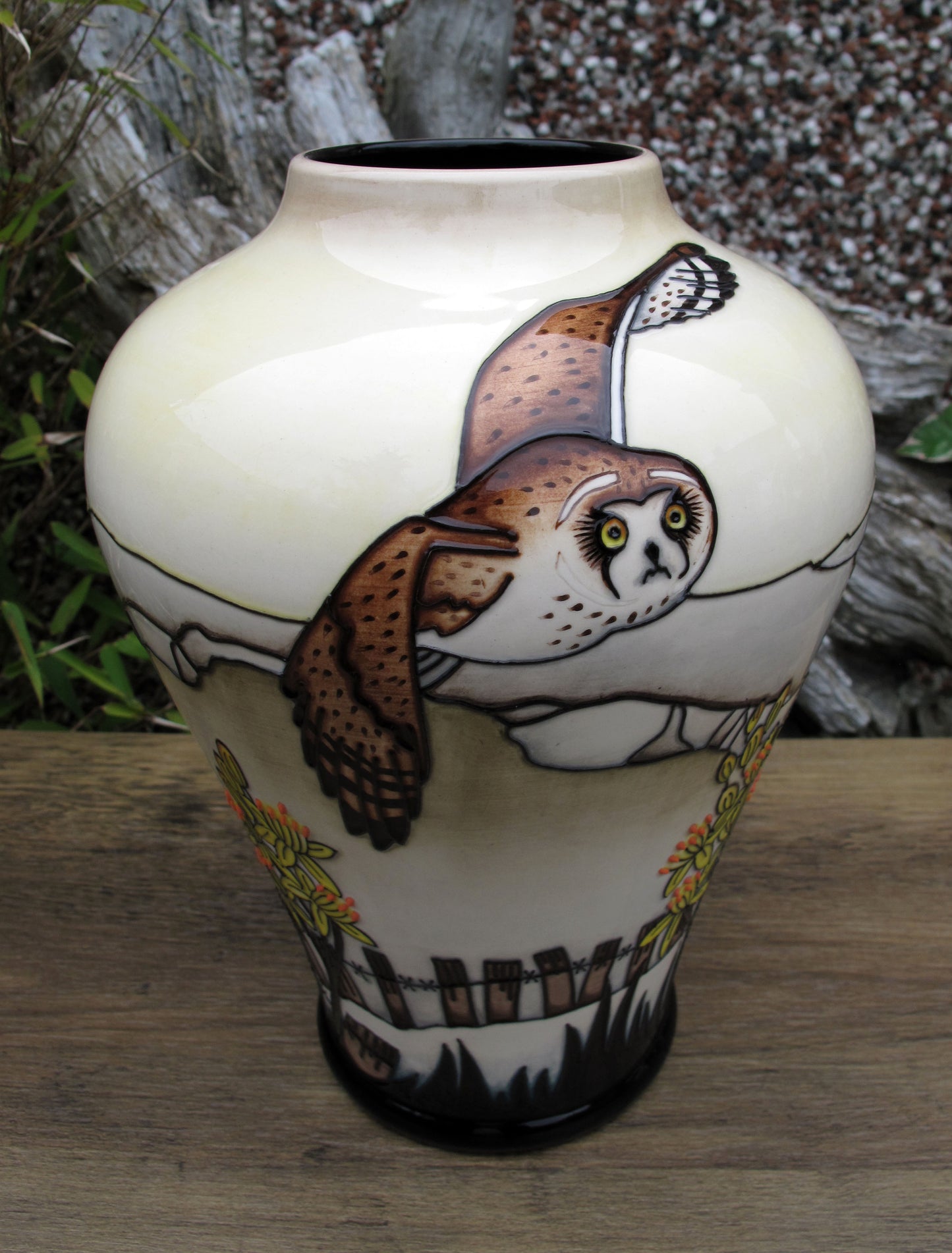 Moorcroft VERY RARE SHORT EARED OWL Vase 576/9 Trial 2.10.23 Retail Price £1545