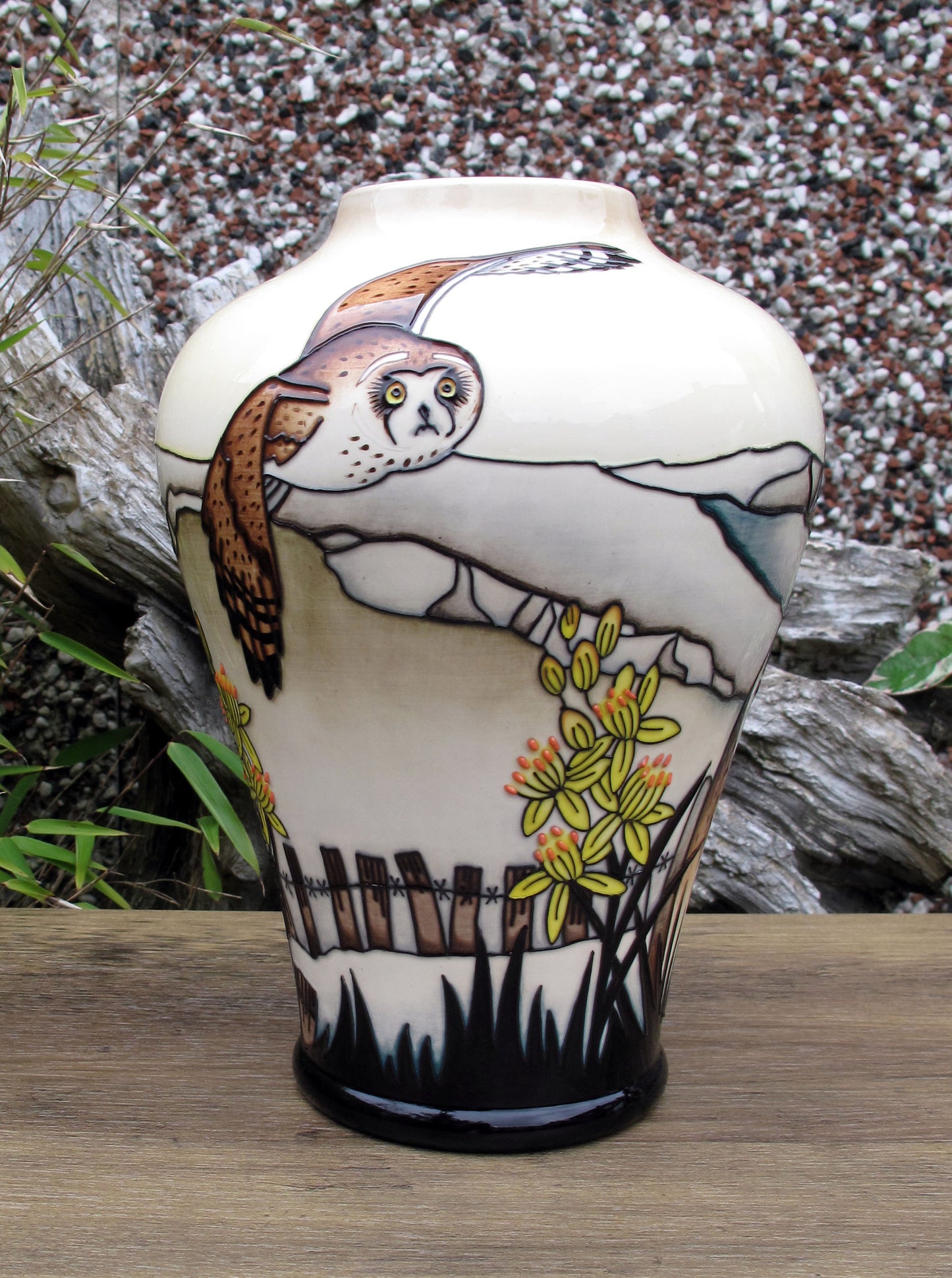 Moorcroft VERY RARE SHORT EARED OWL Vase 576/9 Trial 2.10.23 Retail Price £1545