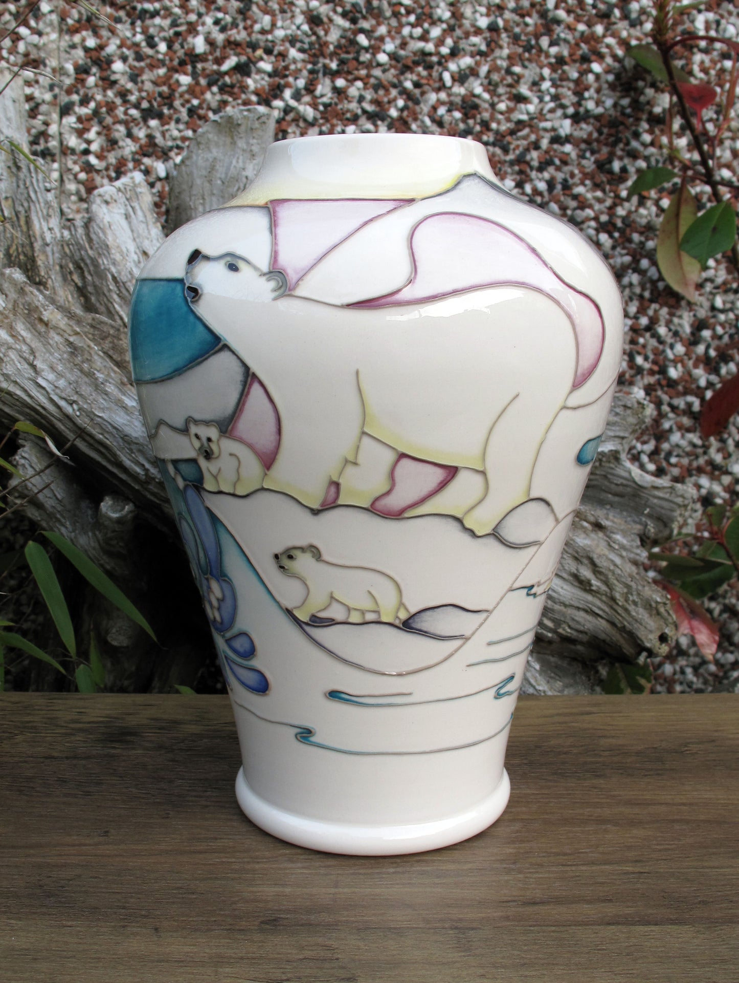 Moorcroft Exquisite SEA BEARS Vase 576/9 Limited Edition 24/30 Retail Price £595