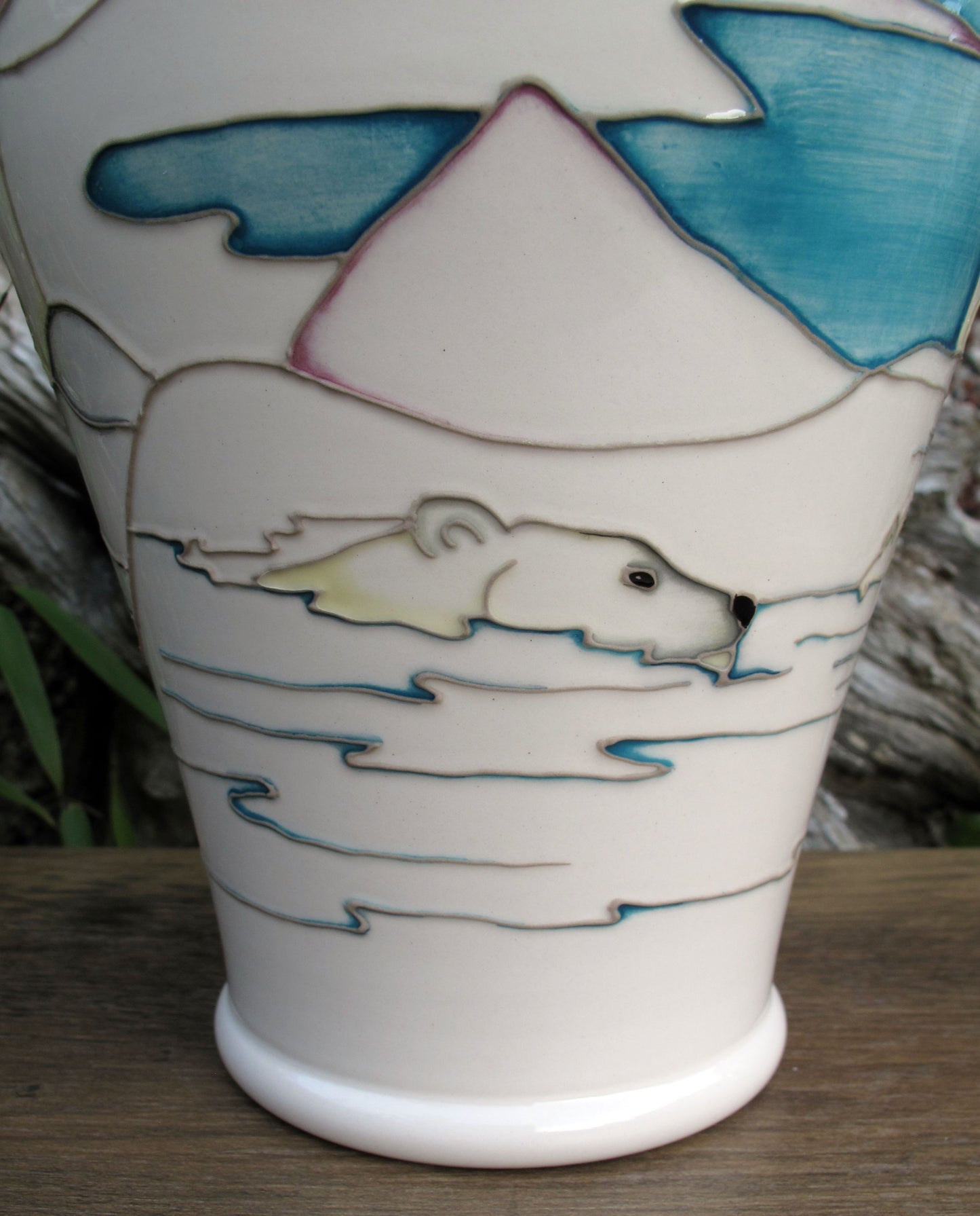 Moorcroft Exquisite SEA BEARS Vase 576/9 Limited Edition 24/30 Retail Price £595