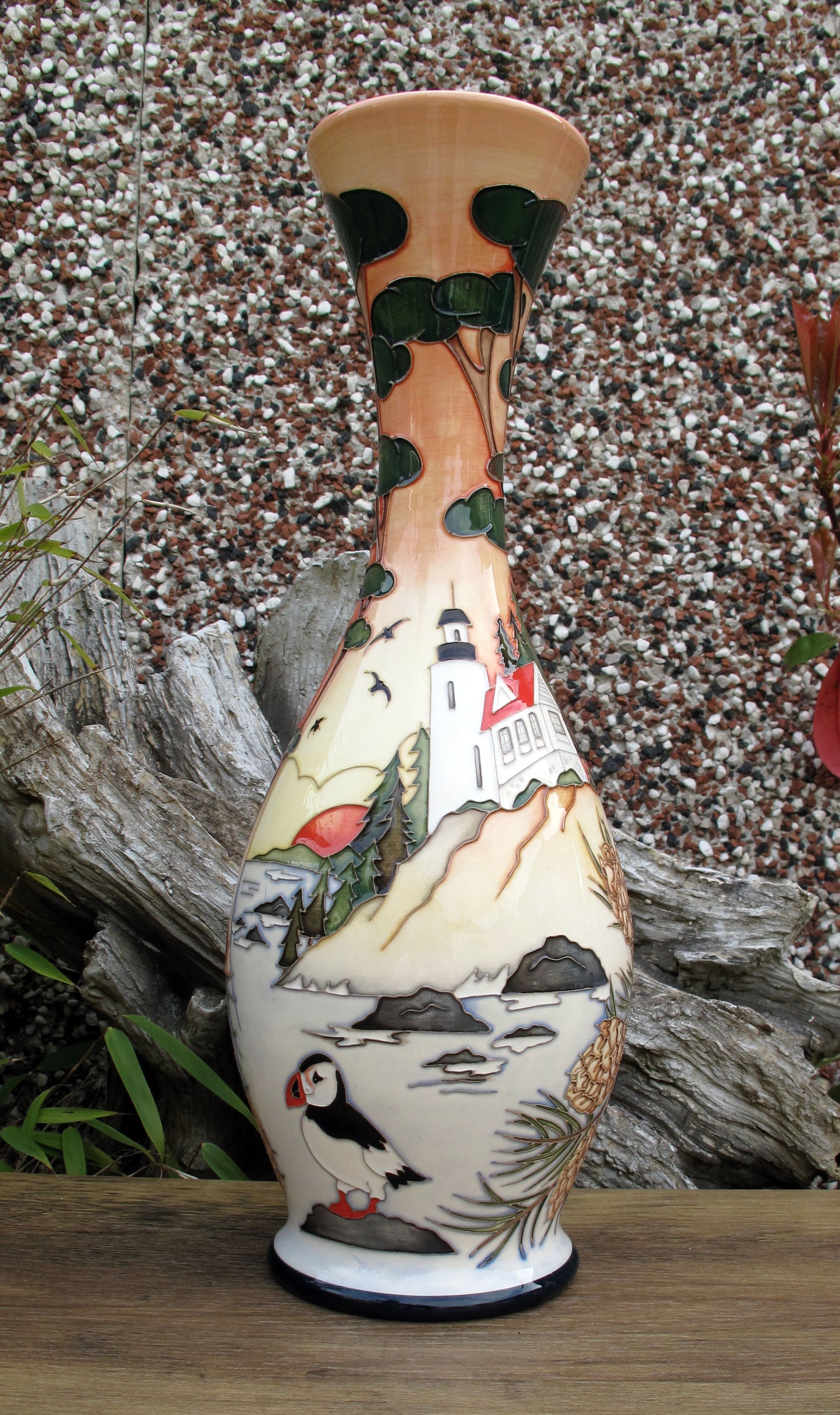 Moorcroft ARCADIA MAINE Vase 81/14 Trial Date 23.10.23 Retail Price £1730 Puffins