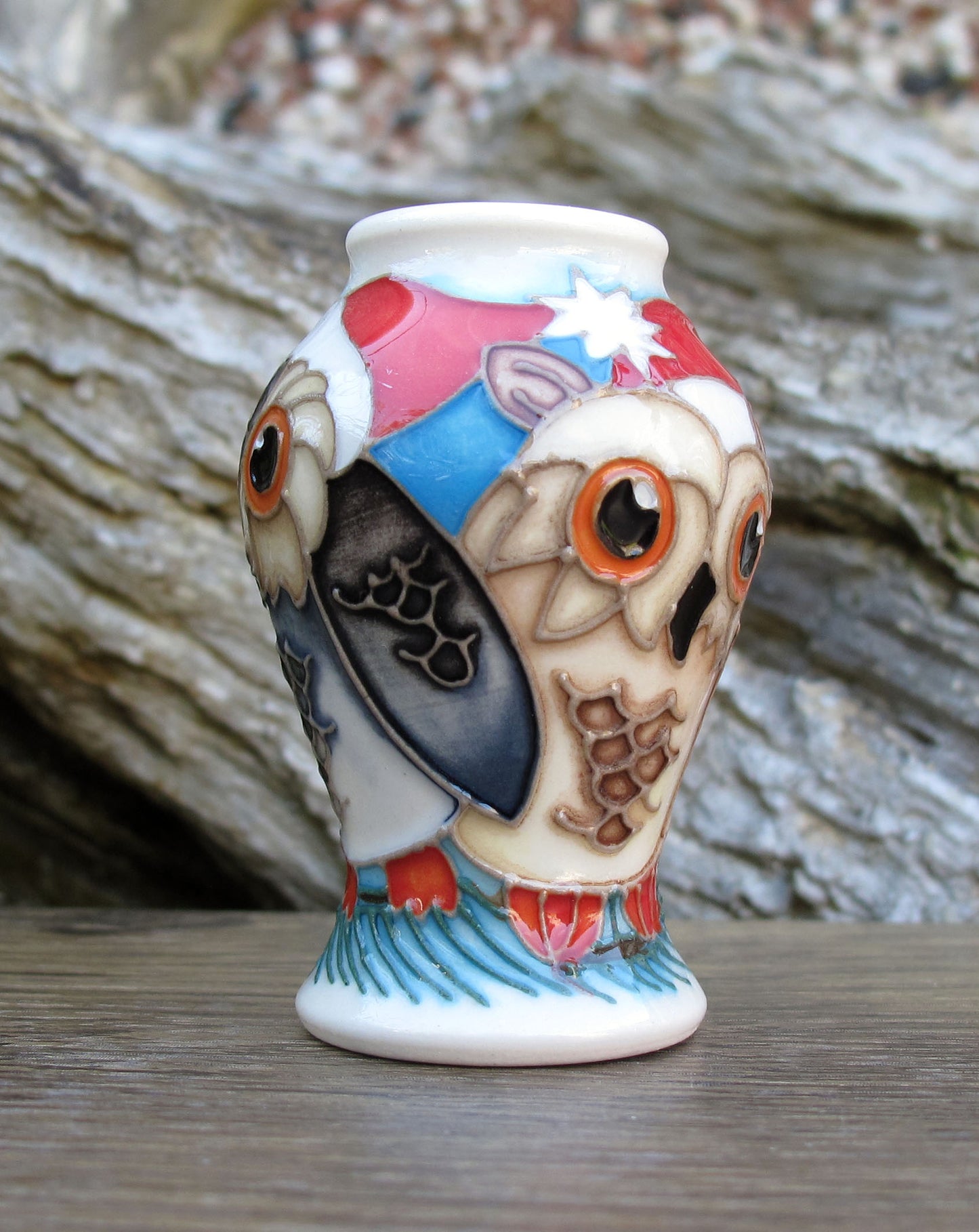 Moorcroft Exquisite OZZY'S CHRISTMAS Miniature Vase 46/2 Retail Price £245 Owl