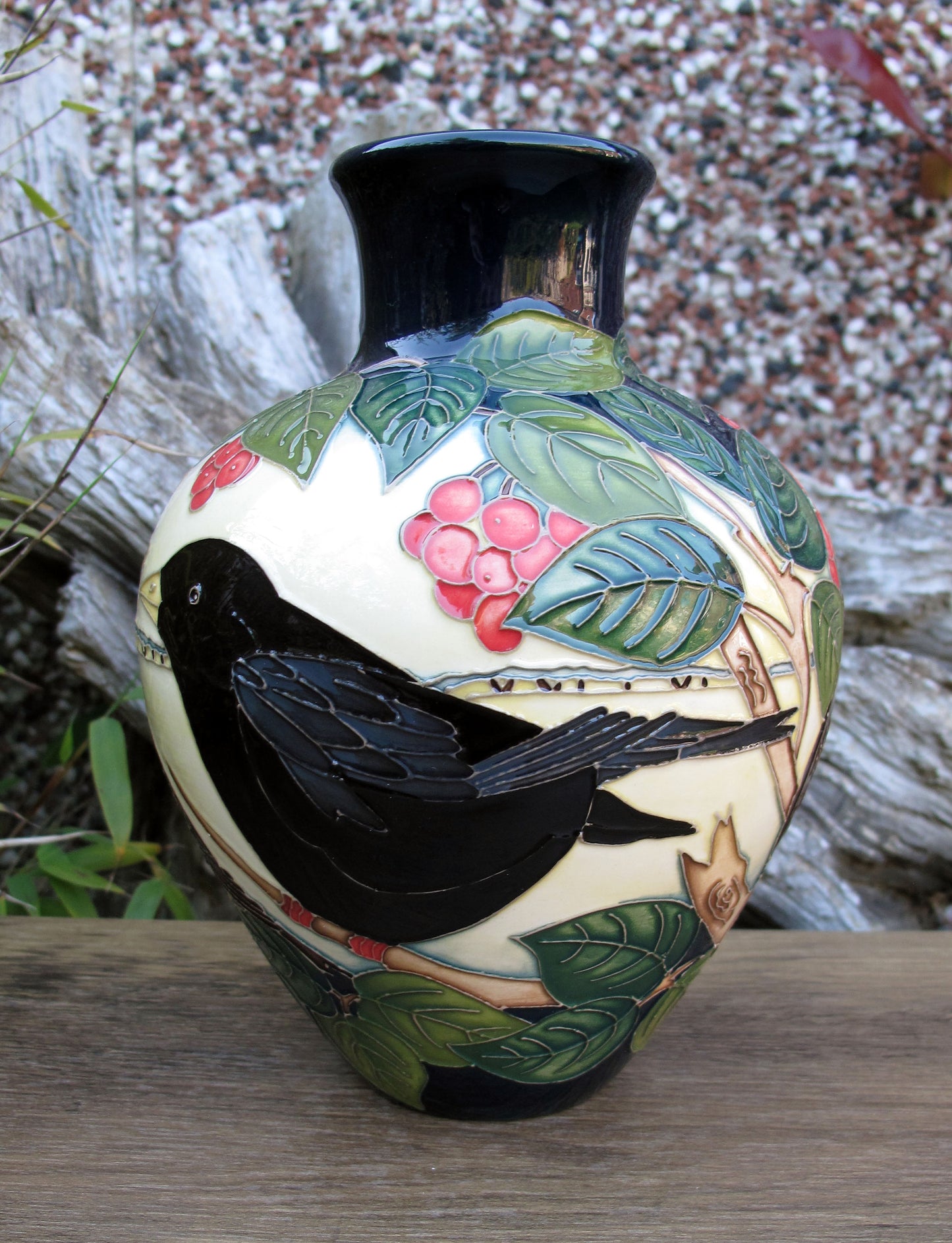 Moorcroft VERY RARE BLACKBIRD Vase 265/7 Trial Date 8.1.25 Retail Price £785