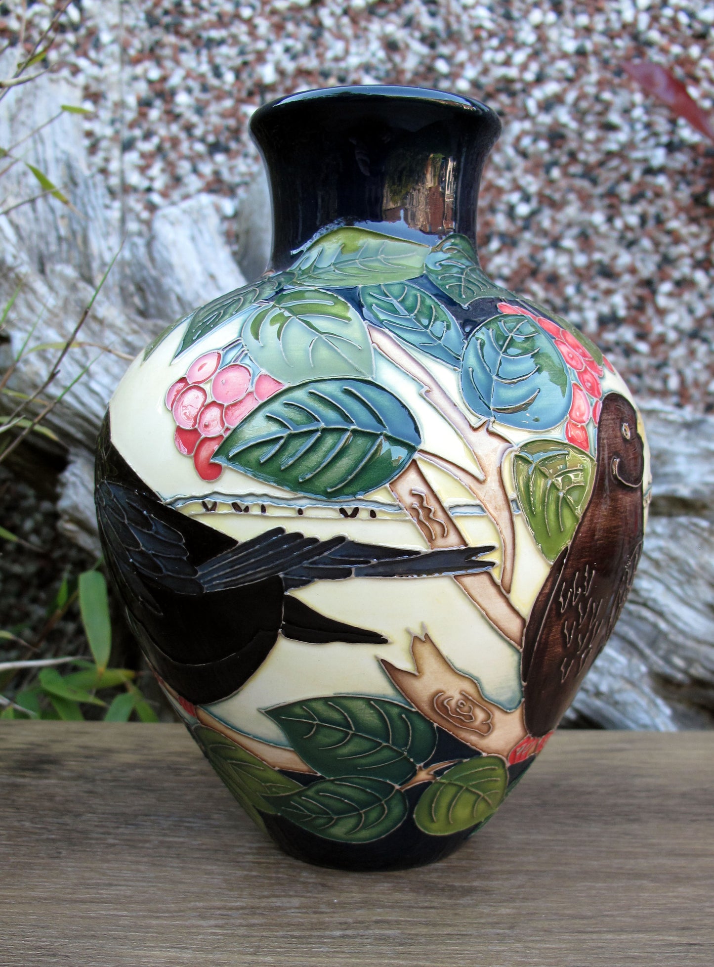 Moorcroft VERY RARE BLACKBIRD Vase 265/7 Trial Date 8.1.25 Retail Price £785