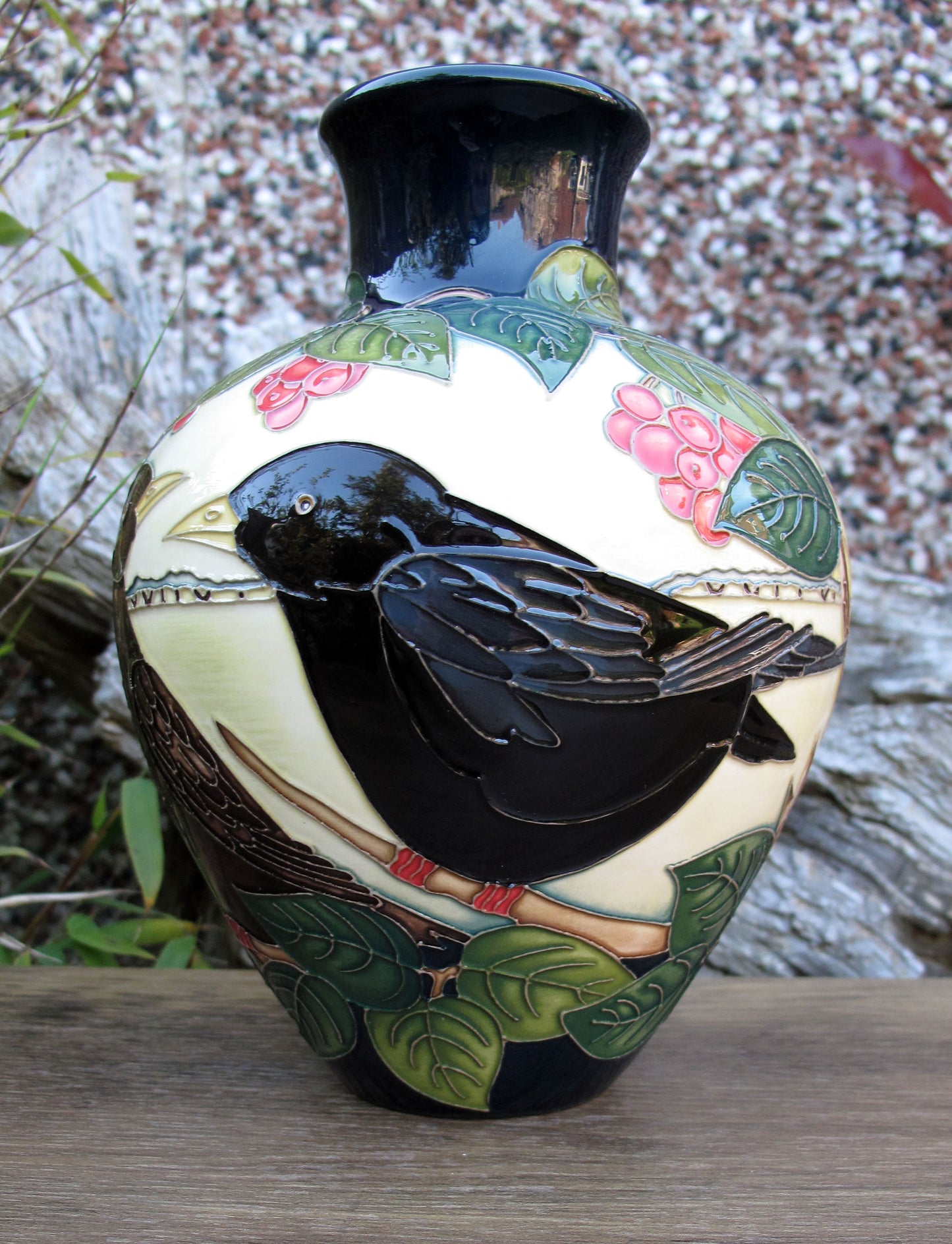 Moorcroft VERY RARE BLACKBIRD Vase 265/7 Trial Date 8.1.25 Retail Price £785