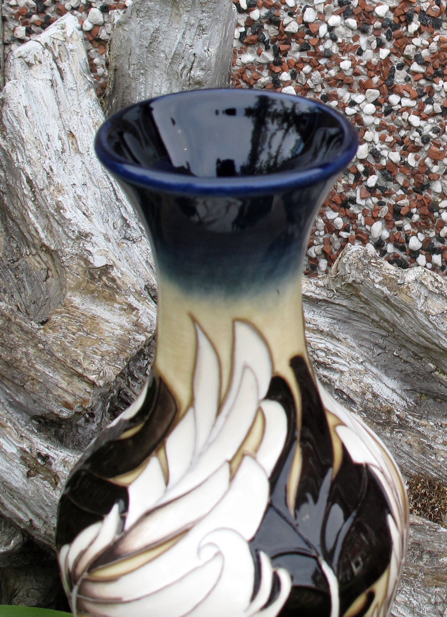 Moorcroft Rare THE WORDSMITH Vase 137/12 Limited Edition 9/10 Retail Price £825