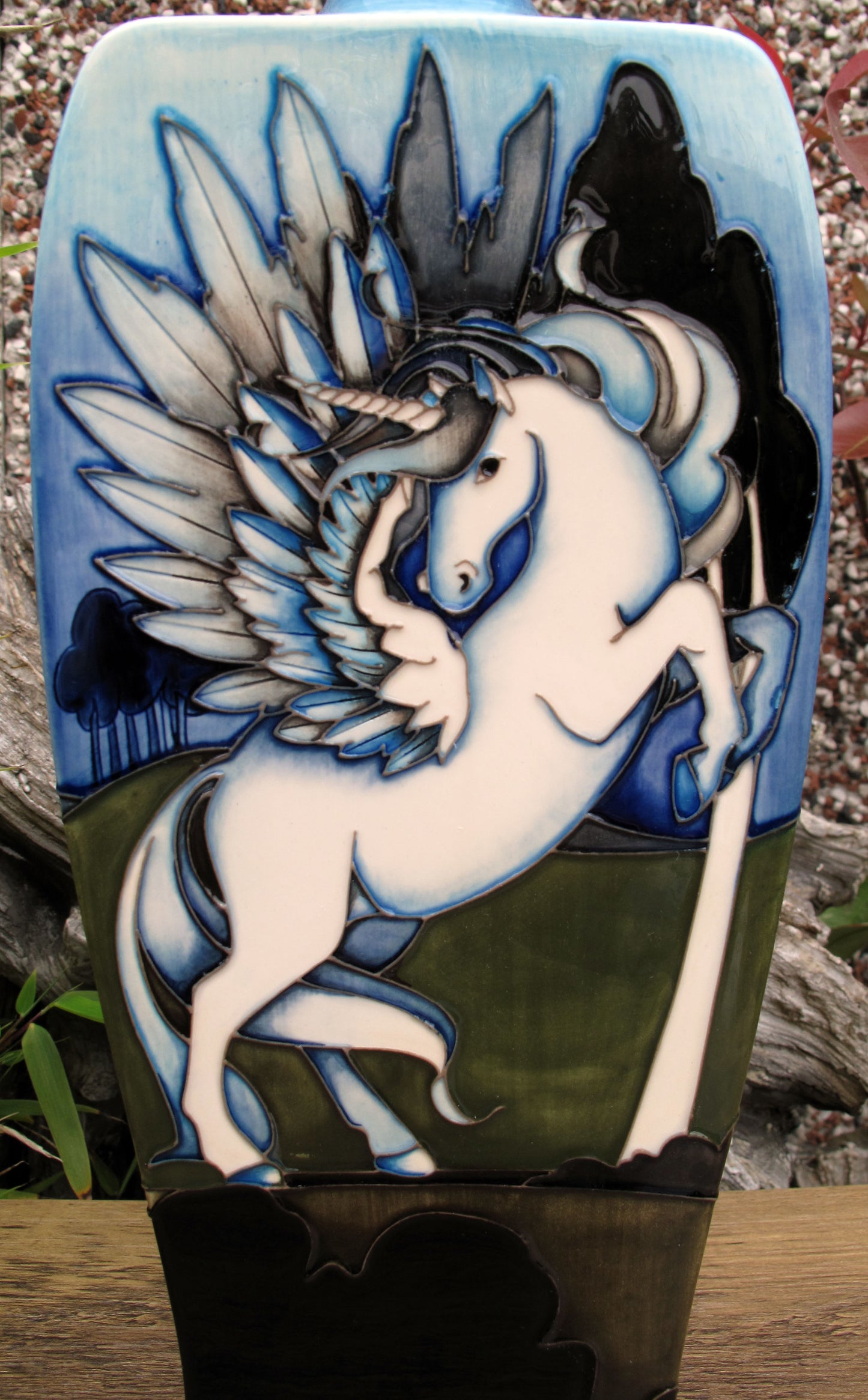 Moorcroft Rare HARPY Vase 39/12 Trial Dated 21.11.22 Retail Price £1415 Unicorn