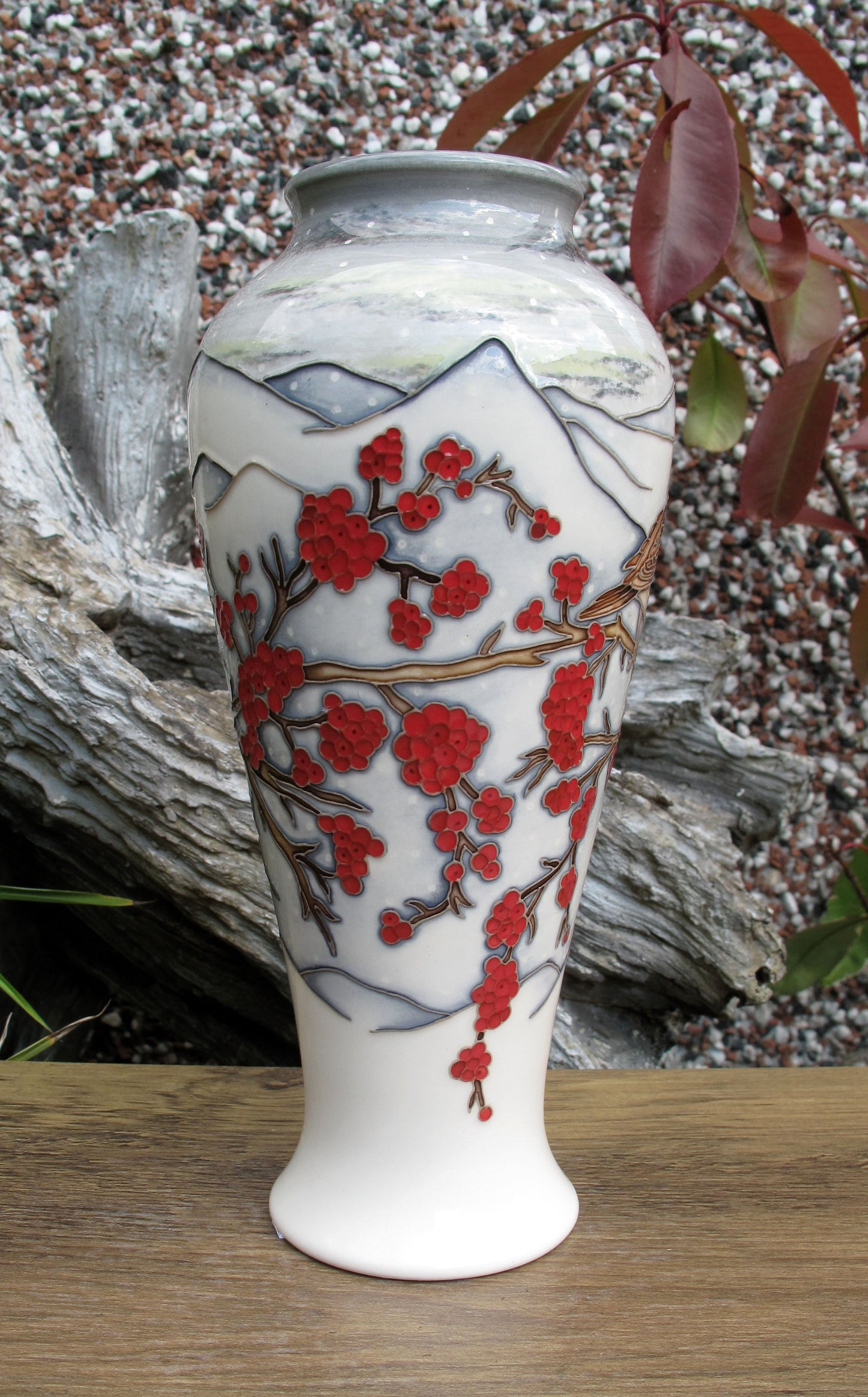 Moorcroft Very Rare REDWING Vase 122/8 Trial Date 7.3.25 Retail Price £980 BIRDS