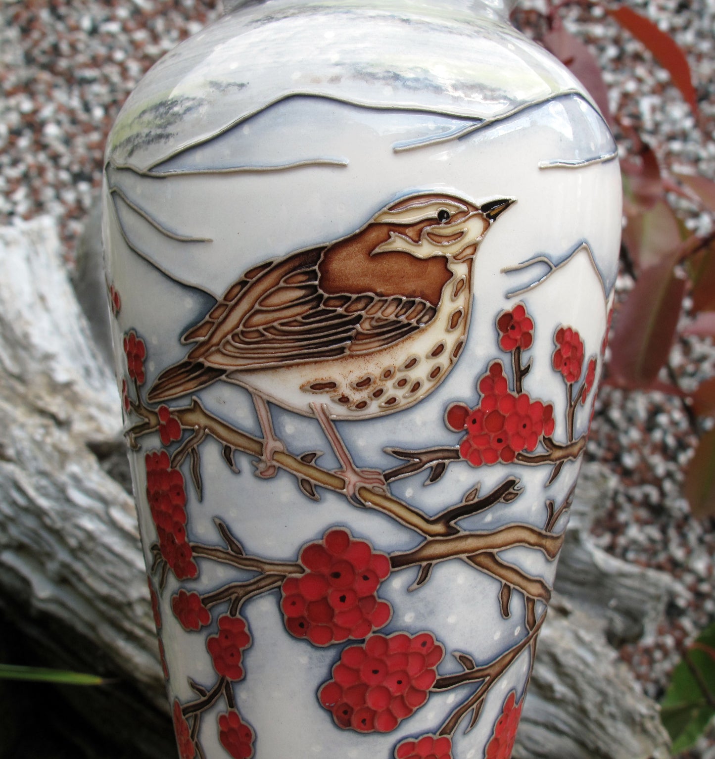 Moorcroft Very Rare REDWING Vase 122/8 Trial Date 7.3.25 Retail Price £980 BIRDS