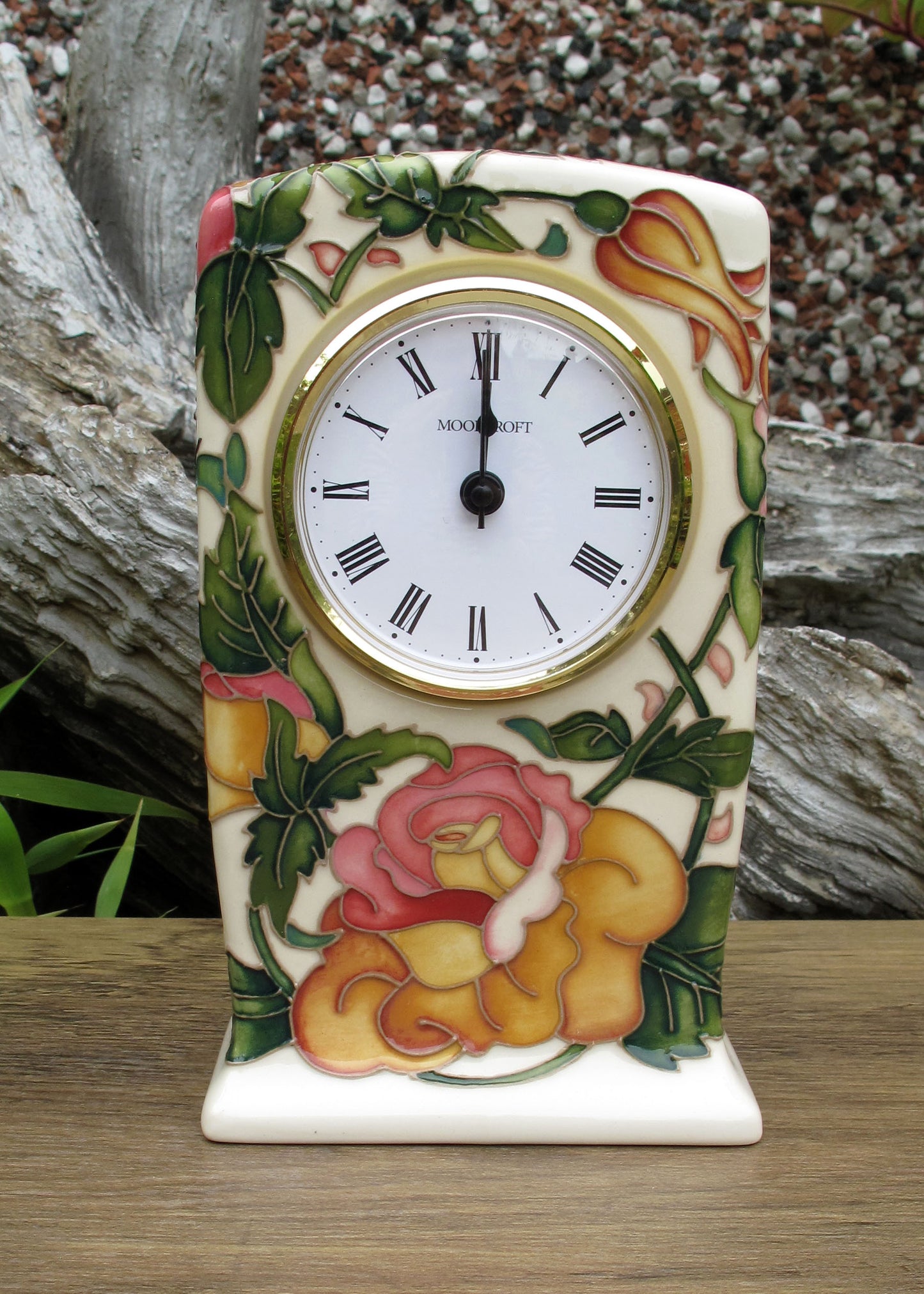 Moorcroft Rare BEE IN TIME Clock CL1 Numbered Edition 12.  Retail Price £445