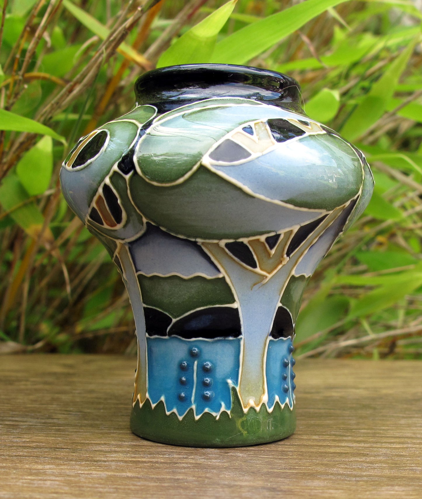Moorcroft Exquisite SAPPHIRE BLUES Miniature Vase 98/2 Retail Price £295