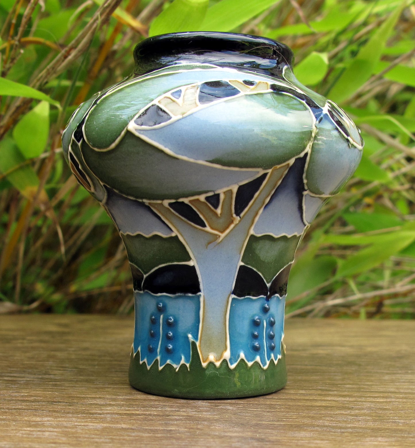 Moorcroft Exquisite SAPPHIRE BLUES Miniature Vase 98/2 Retail Price £295