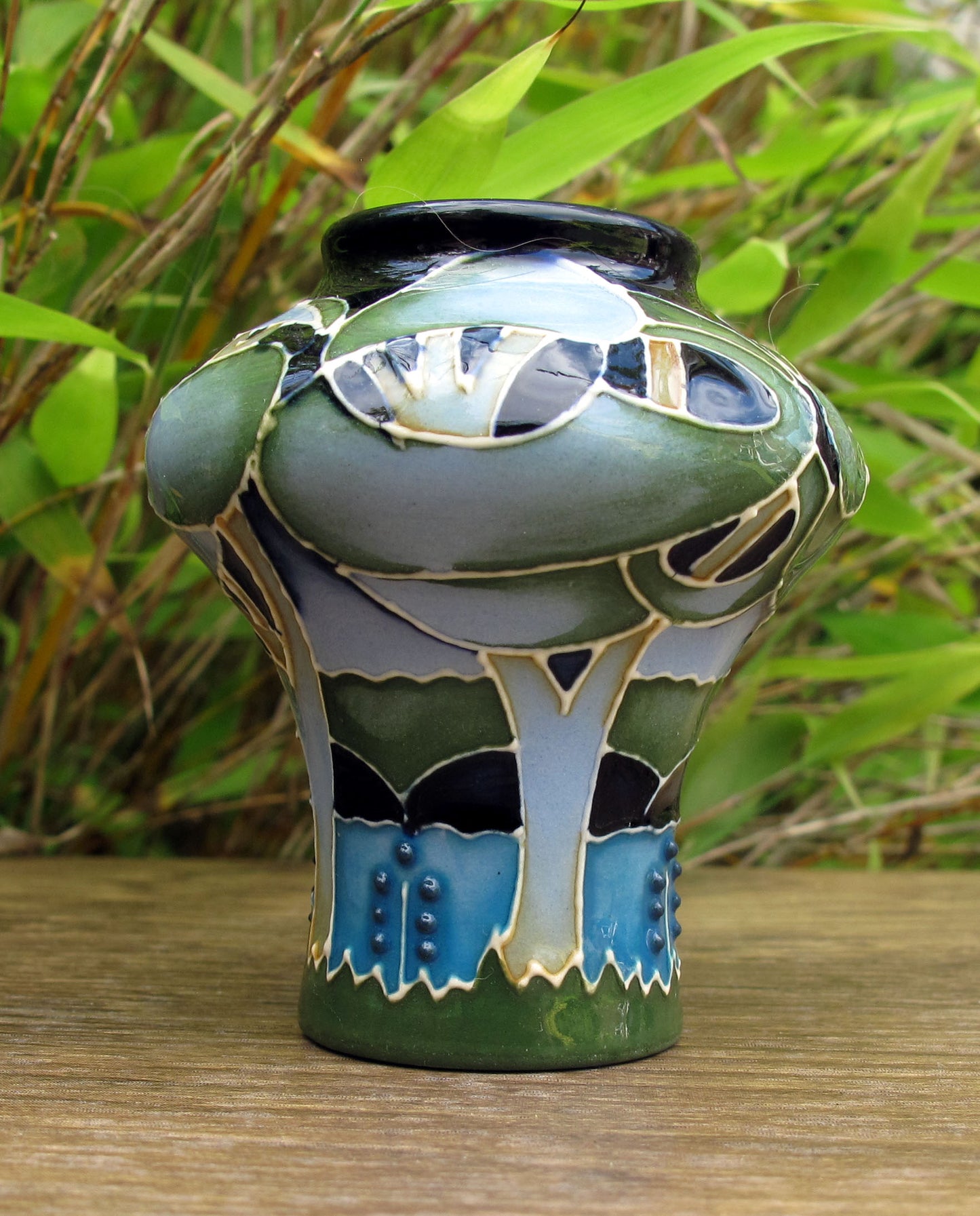 Moorcroft Exquisite SAPPHIRE BLUES Miniature Vase 98/2 Retail Price £295