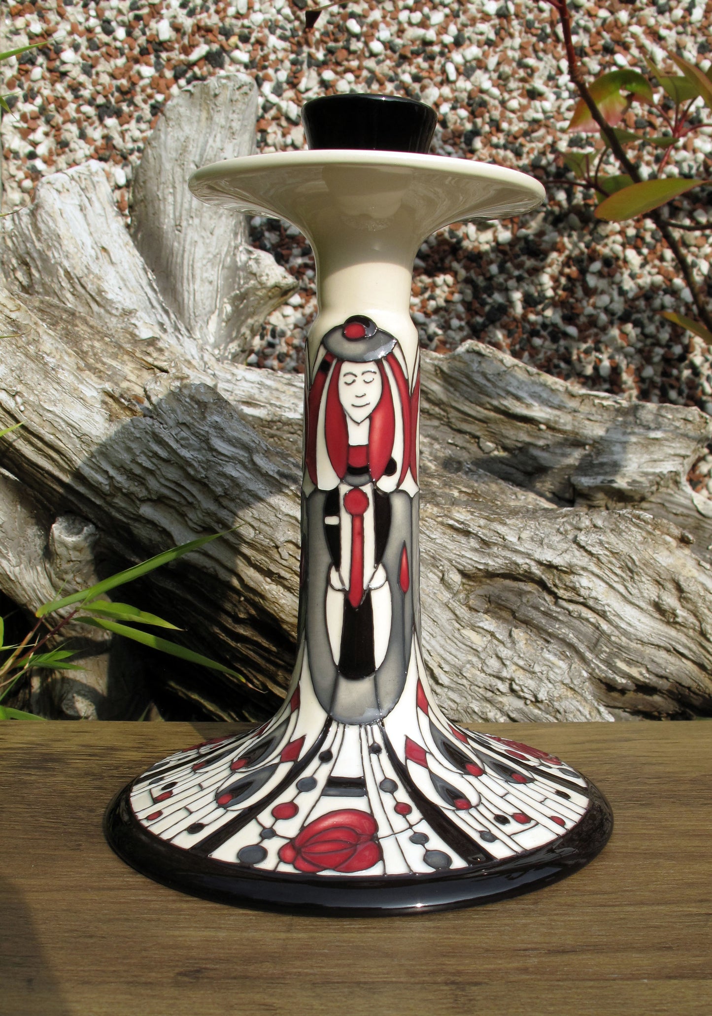 Moorcroft THE HEART OF THE ROSE 850/9 Limited Edition 1/10 Retail Price £595 CRM