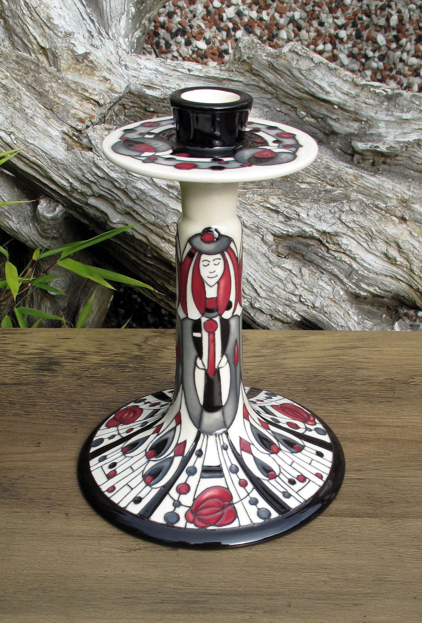 Moorcroft THE HEART OF THE ROSE 850/9 Limited Edition 1/10 Retail Price £595 CRM