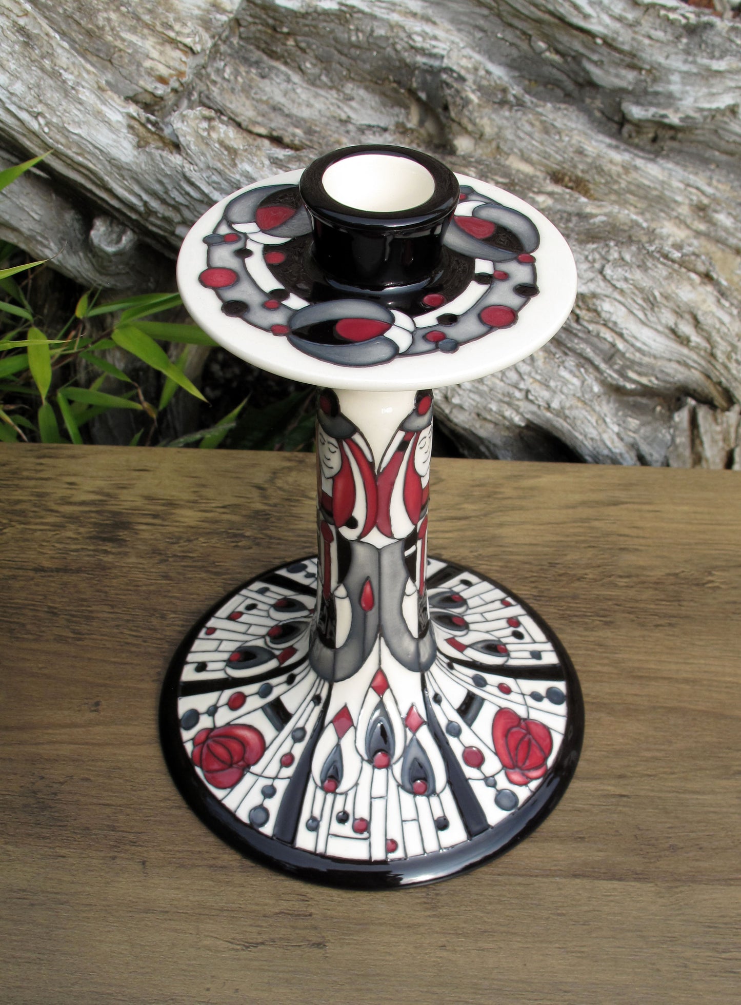 Moorcroft THE HEART OF THE ROSE 850/9 Limited Edition 1/10 Retail Price £595 CRM