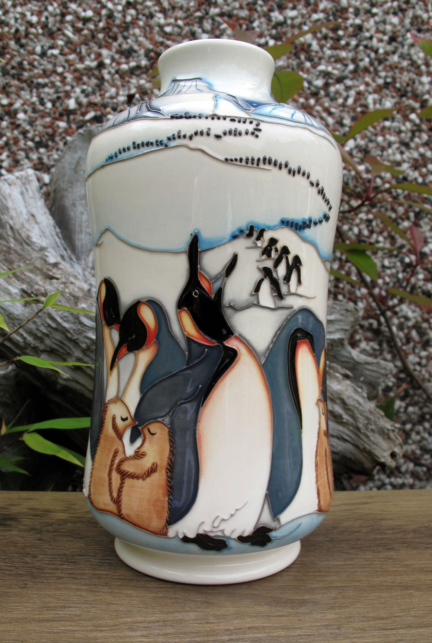 Moorcroft Exquisite KINGS OF ANTARTICA Vase  98/8 Number 9. Retail Price £760