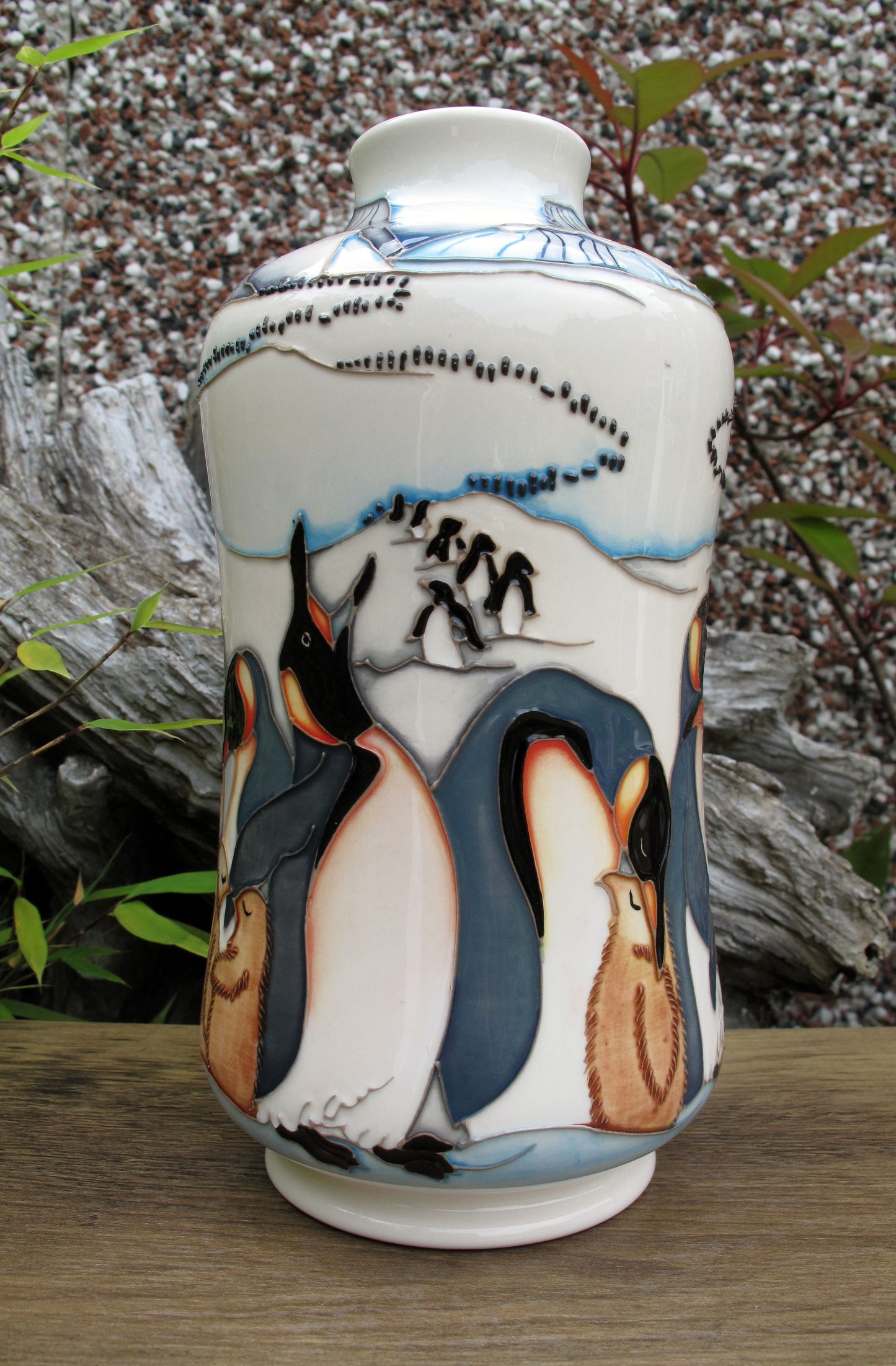 Moorcroft Exquisite KINGS OF ANTARTICA Vase  98/8 Number 9. Retail Price £760