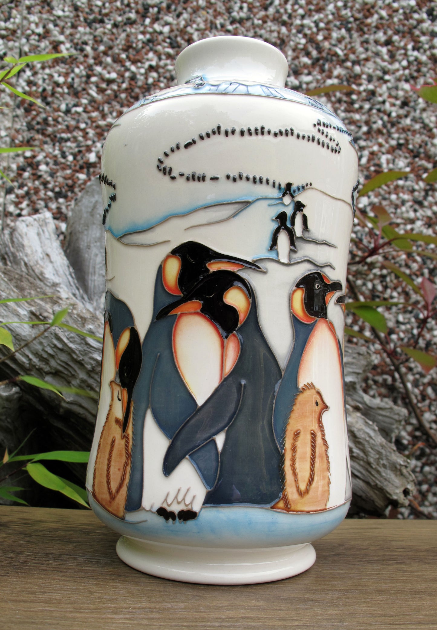 Moorcroft Exquisite KINGS OF ANTARTICA Vase  98/8 Number 9. Retail Price £760