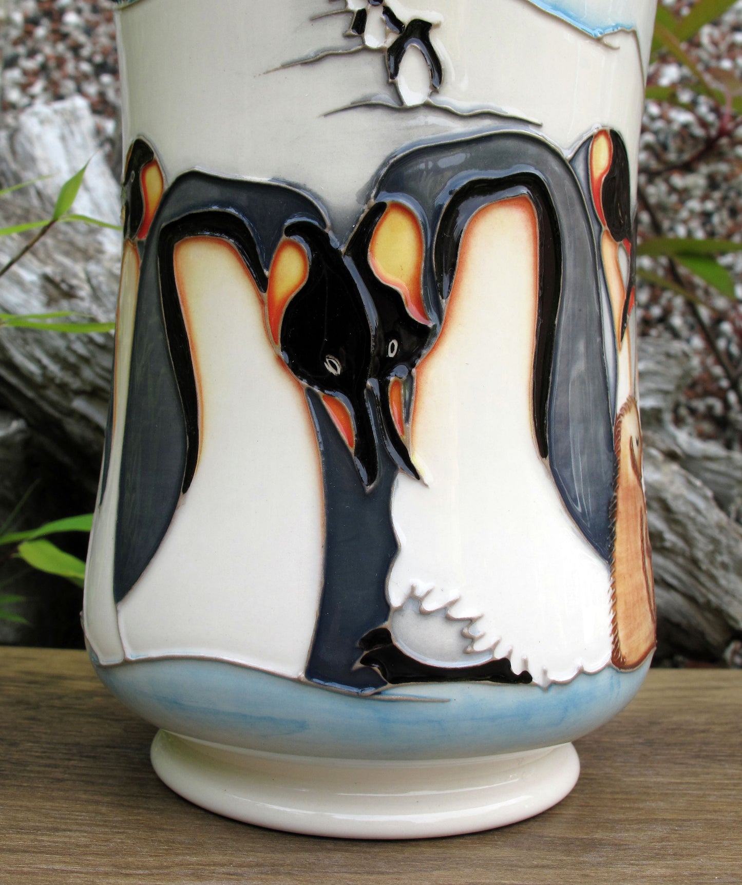 Moorcroft Exquisite KINGS OF ANTARTICA Vase  98/8 Number 9. Retail Price £760