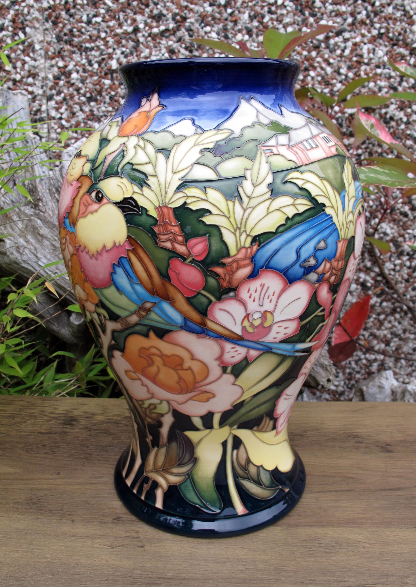 Moorcroft SAGANA LODGE Vase 65/12 Limited Edition 22/30 Retail Price £2195 Birds