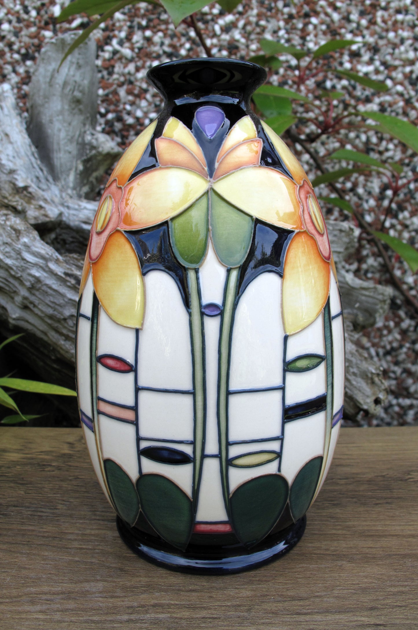 Moorcroft Very Rare MODERN DAFF Vase 119/7 Trial Date 25.3.25 Retail Price £430