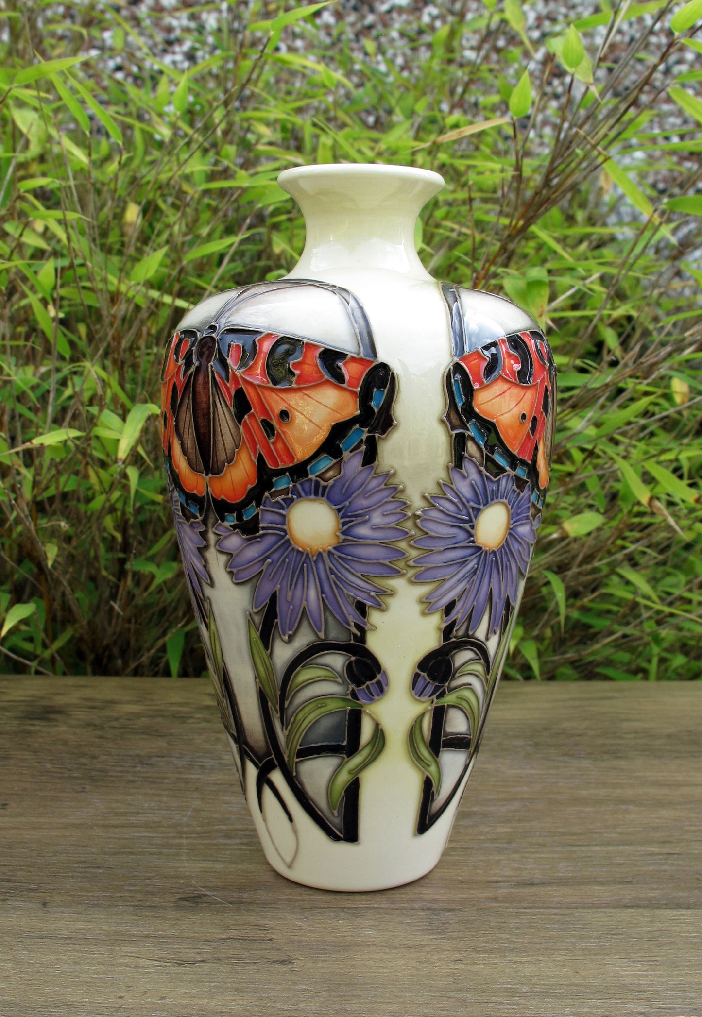 Moorcroft Very Rare TORTOISESELL MOTH Vase 72/6 Trial 23.5.24 Retail Price £595